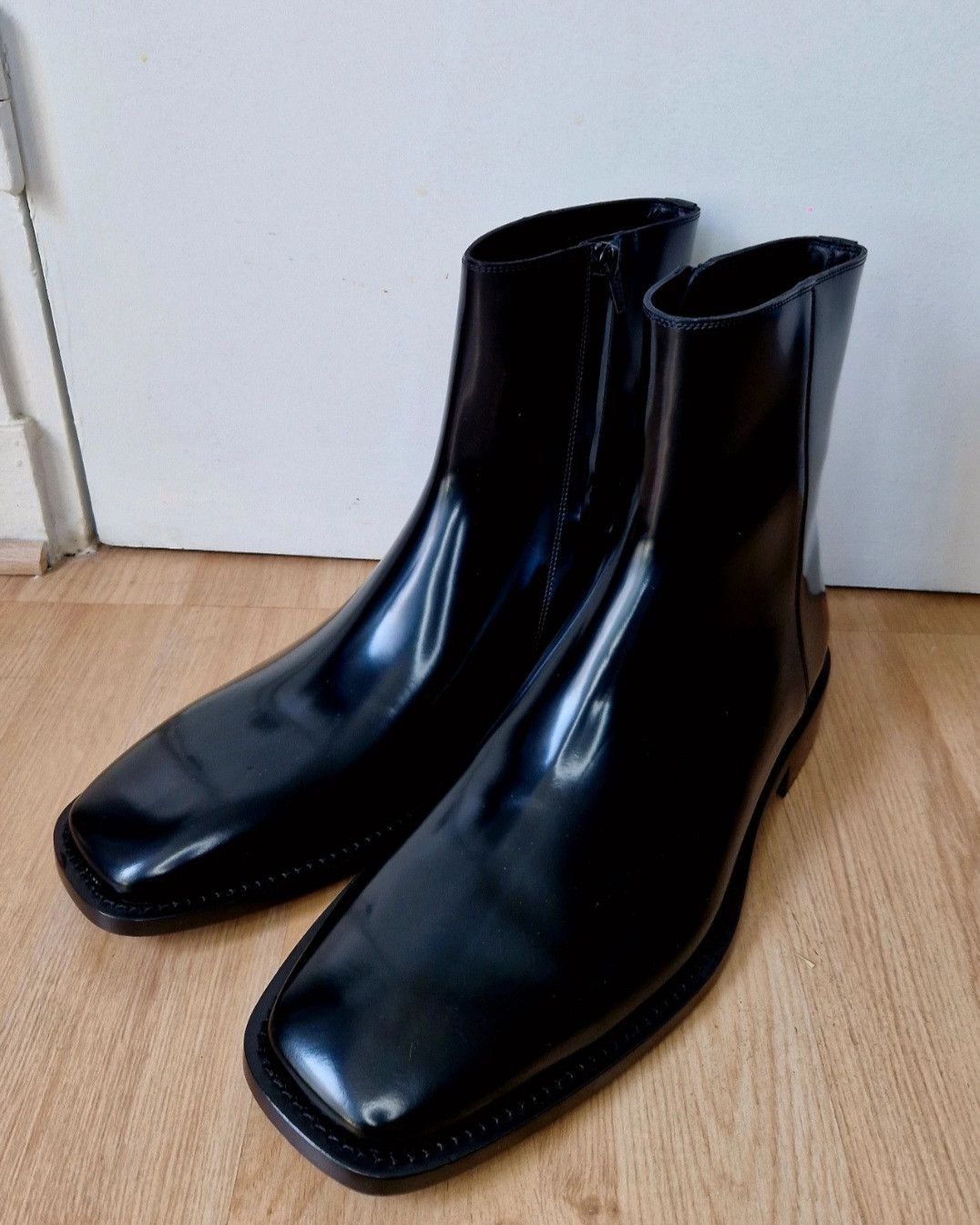 Balenciaga Balenciaga boots in black varnished calfskin brilliant Size US 11 / EU 44 - 2 Thumbnail