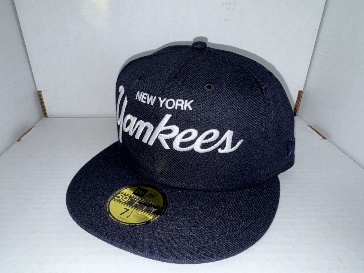 New Era NY Yankees Fitted, Navy Spellout (Size 7 1/2) Size ONE SIZE - 2 Thumbnail