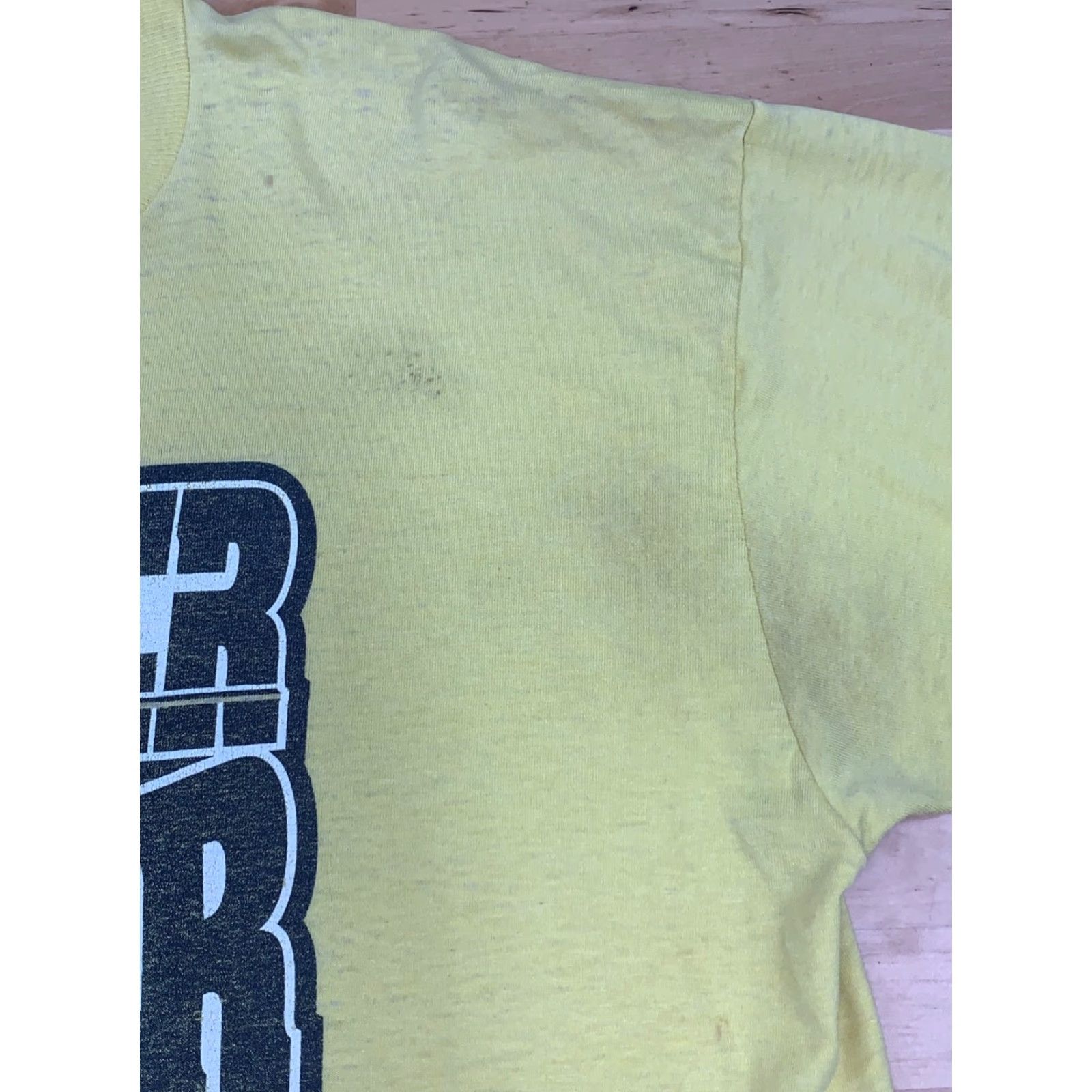 Vintage VINTAGE San Diego Chargers Shirt Mens XL Yellow 90s Graphic Tee Sportswear/Beach Boys Size US XL / EU 56 / 4 - 6 Thumbnail
