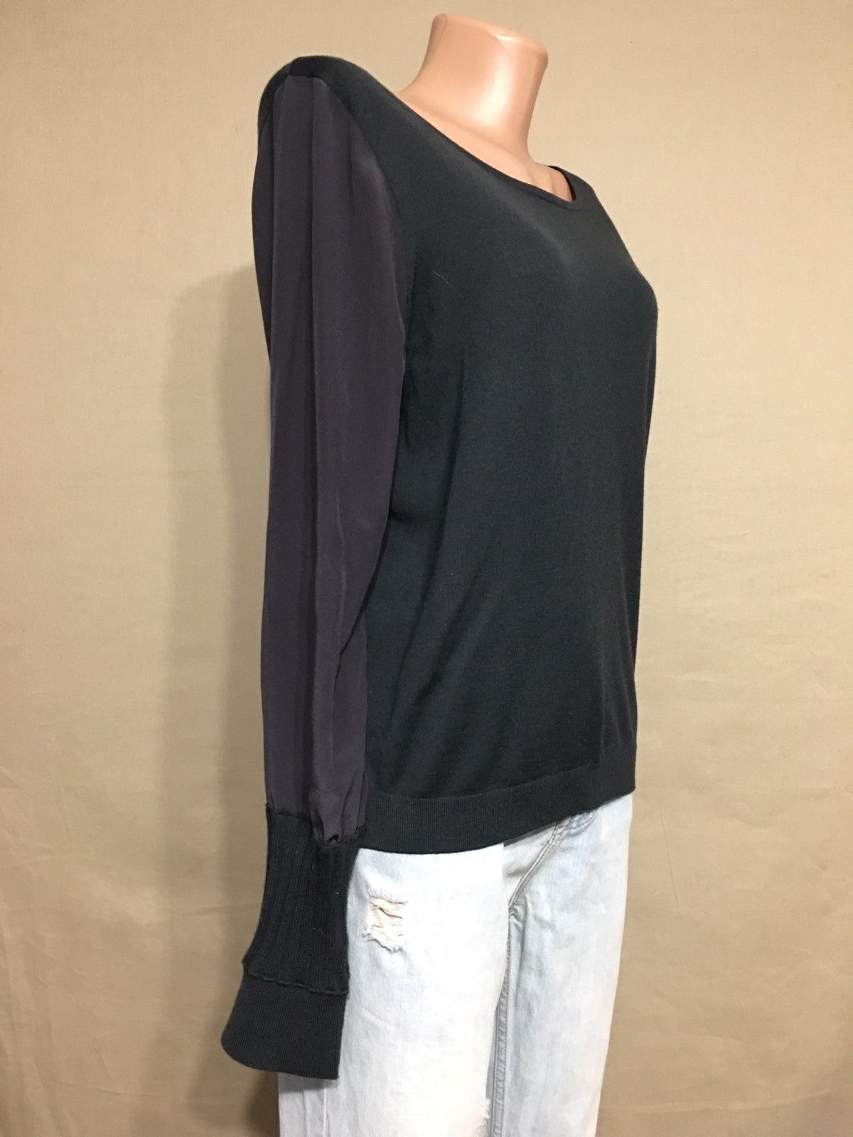 DOROTHEE SCHUMACHER Dorothee Schumacher Wool Silk Scoop Neck Sweater Size 3 / M Size M / US 6-8 / IT 42-44 - 3 Thumbnail
