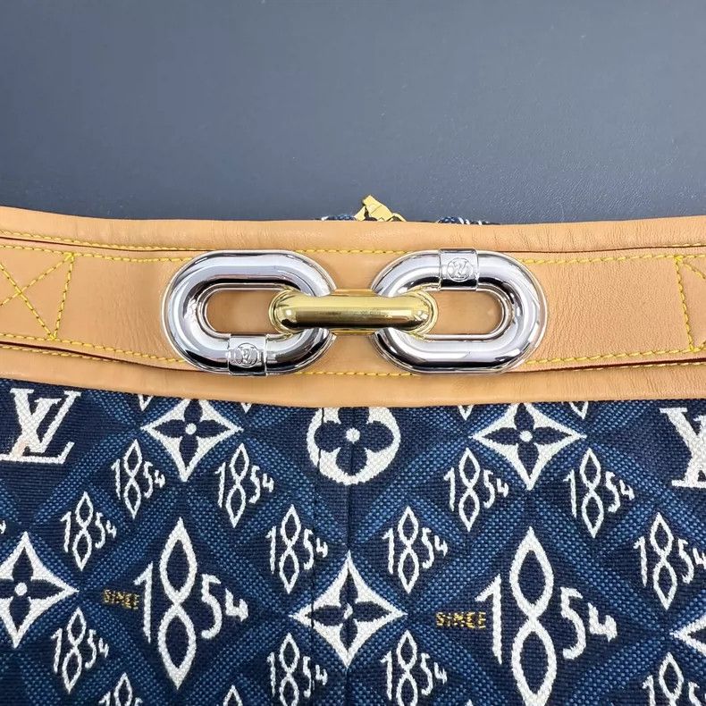 Louis Vuitton Louis Vuitton Dark blue patchwork design full logo skirt 25 Size 39" - 7 Thumbnail