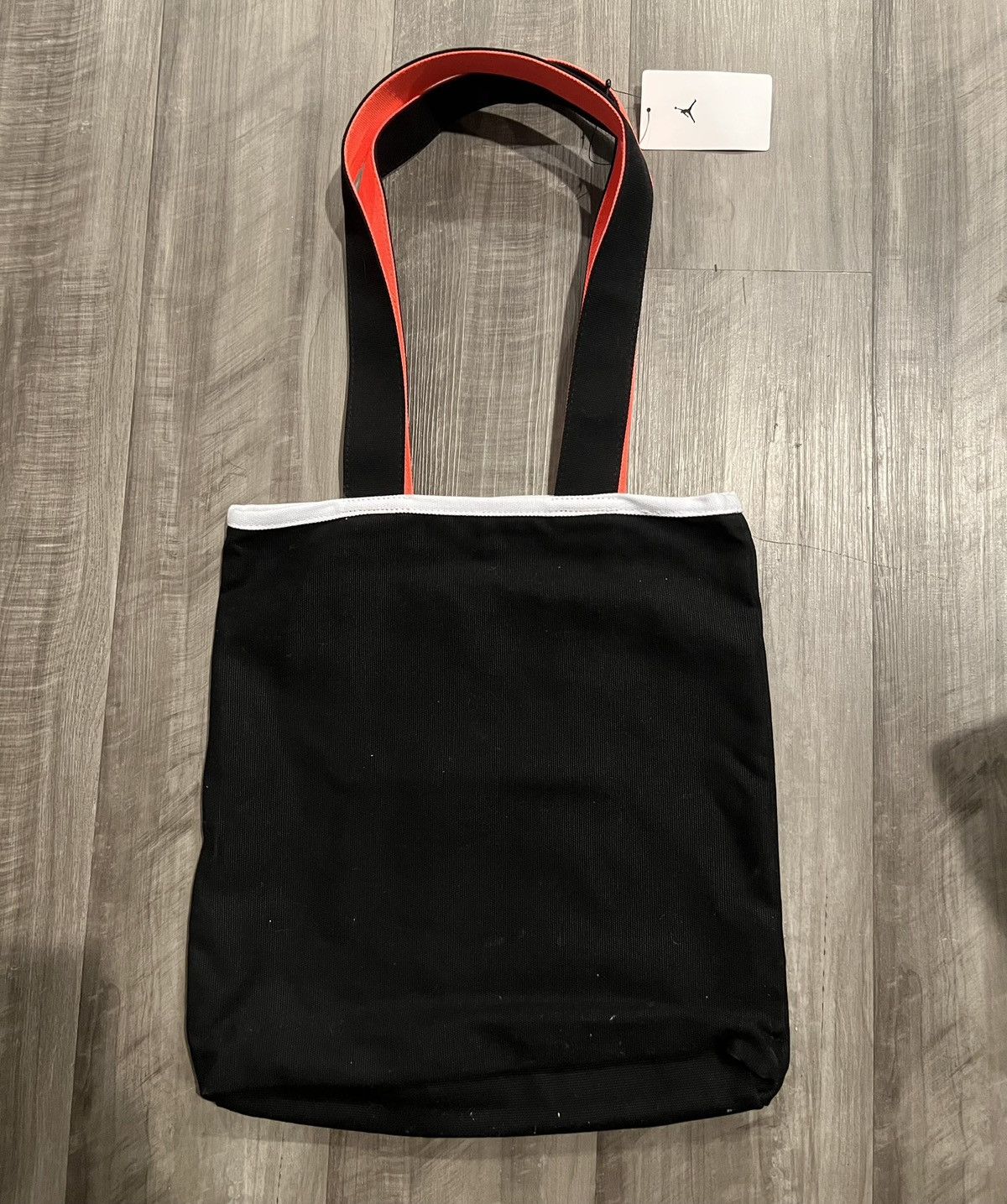 Jordan Brand NWT Jordan Retro '84 Unisex Adult Carry Tote Straps Travel Size ONE SIZE - 2 Thumbnail