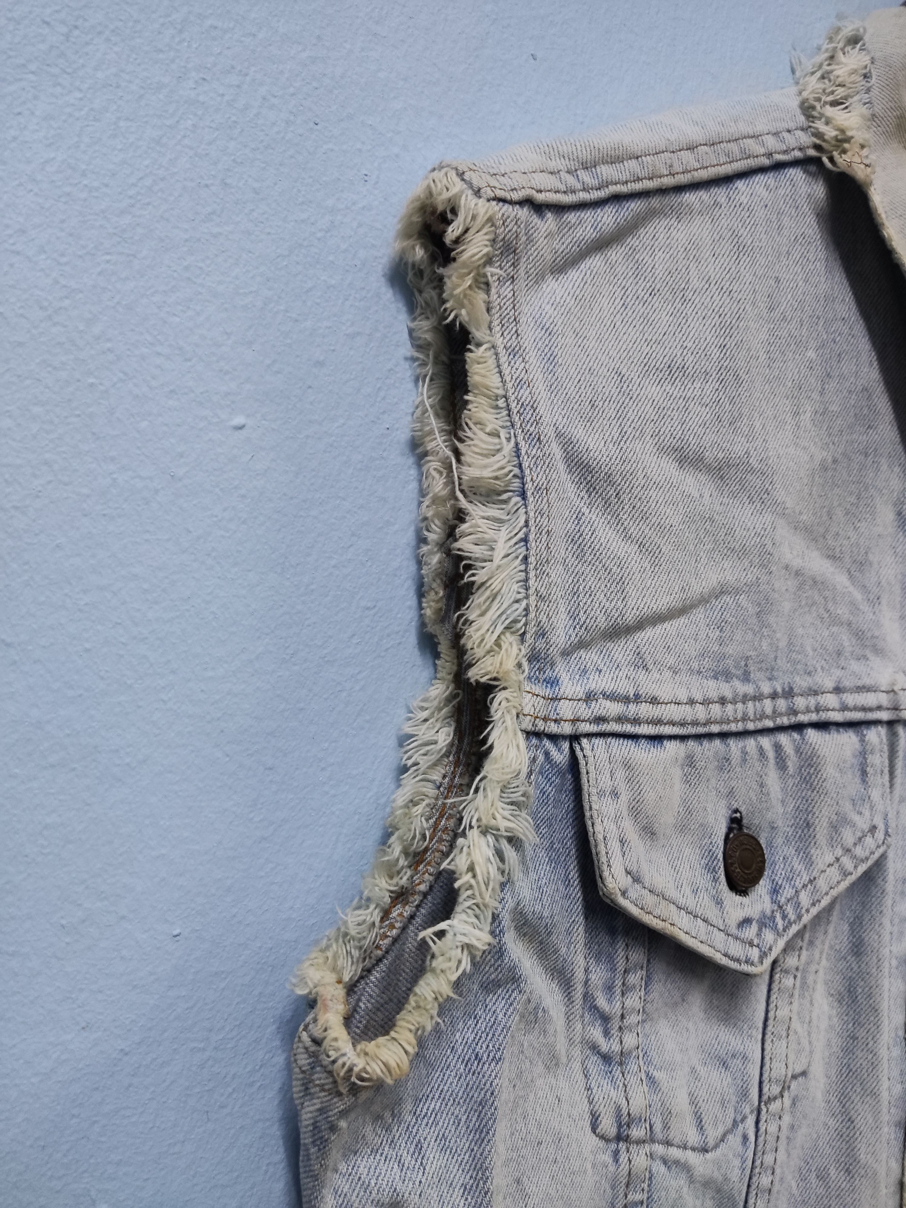 Levi's Vintage 70s Levis 07505-0217 Trucker Sleeveless Denim Jacket Size US M / EU 48-50 / 2 - 11 Thumbnail