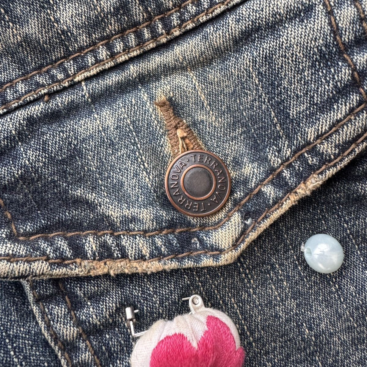 If Six Was Nine Angel Wings Y2K Gothic Vintage Washed Denim Cropped Jacket Size S / US 4 / IT 40 - 11 Thumbnail