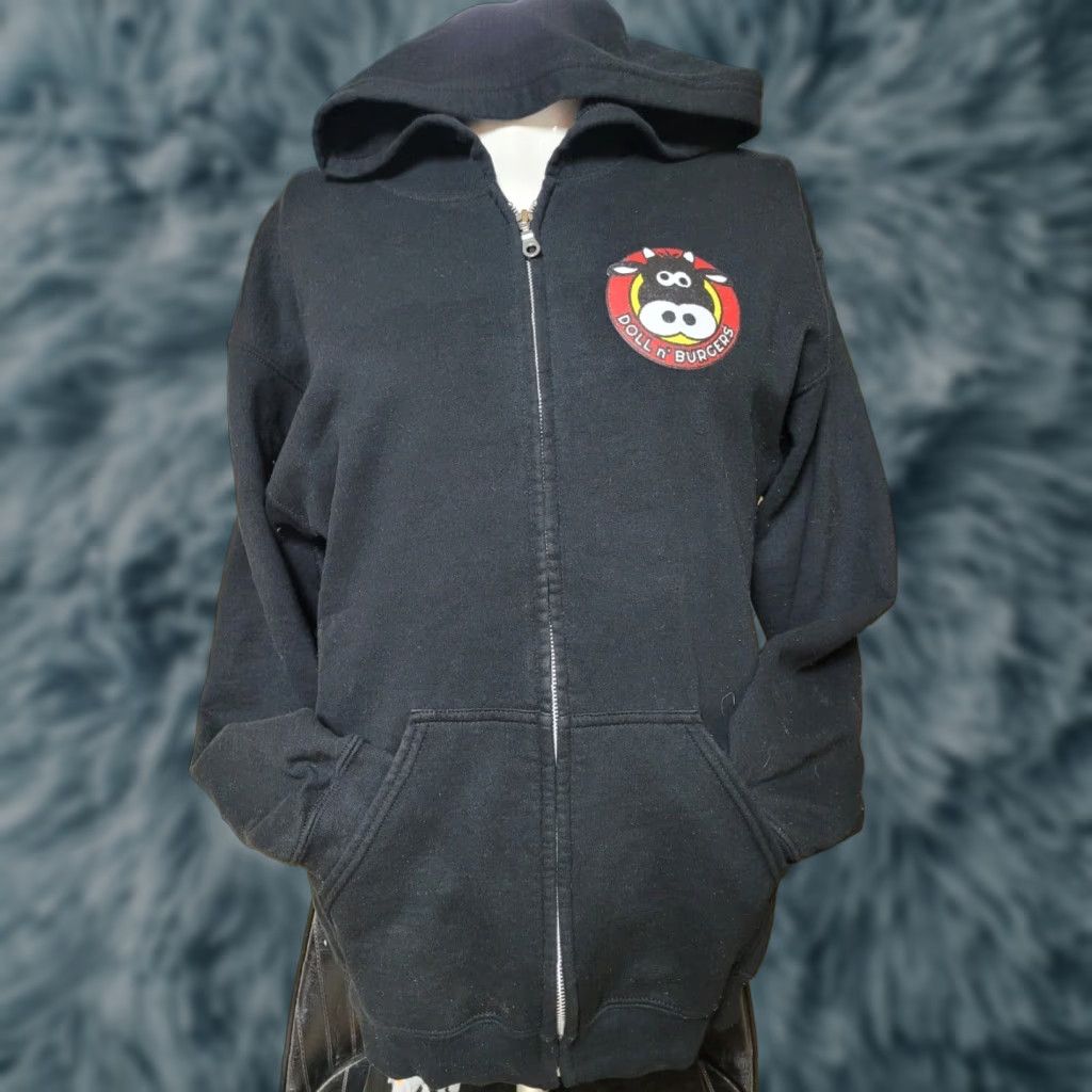 Gildan Doll N Burgers Full Zip Hoodie M Black Gildan 50% Cotton 50% Polyester Men Long Sleeve Hooded Restaurant Merch 90s Theme? Size US M / EU 48-50 / 2 - 1 Thumbnail