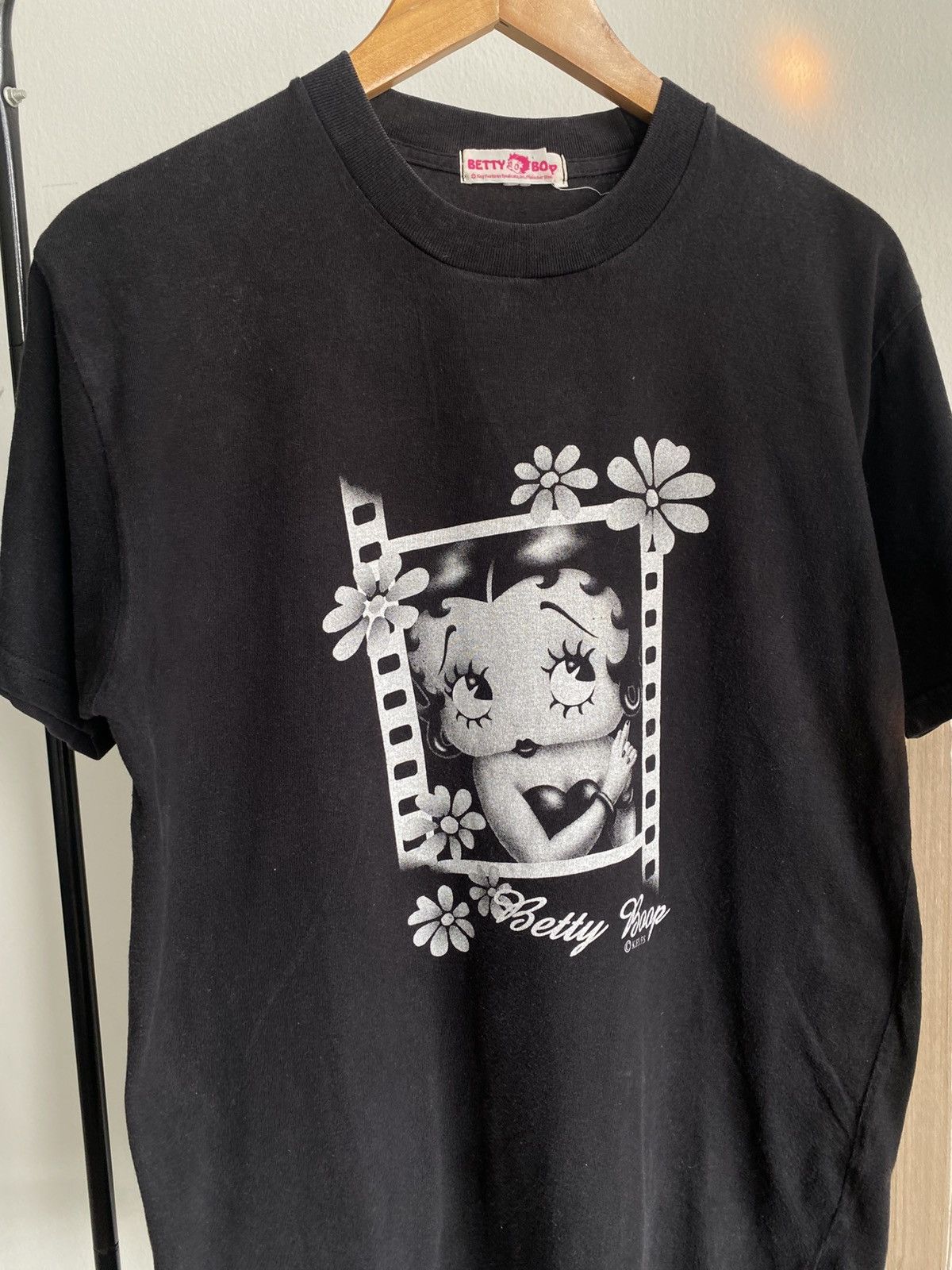 Cartoon Network Vintage FADED Betty Bob shirt Size US M / EU 48-50 / 2 - 5 Thumbnail