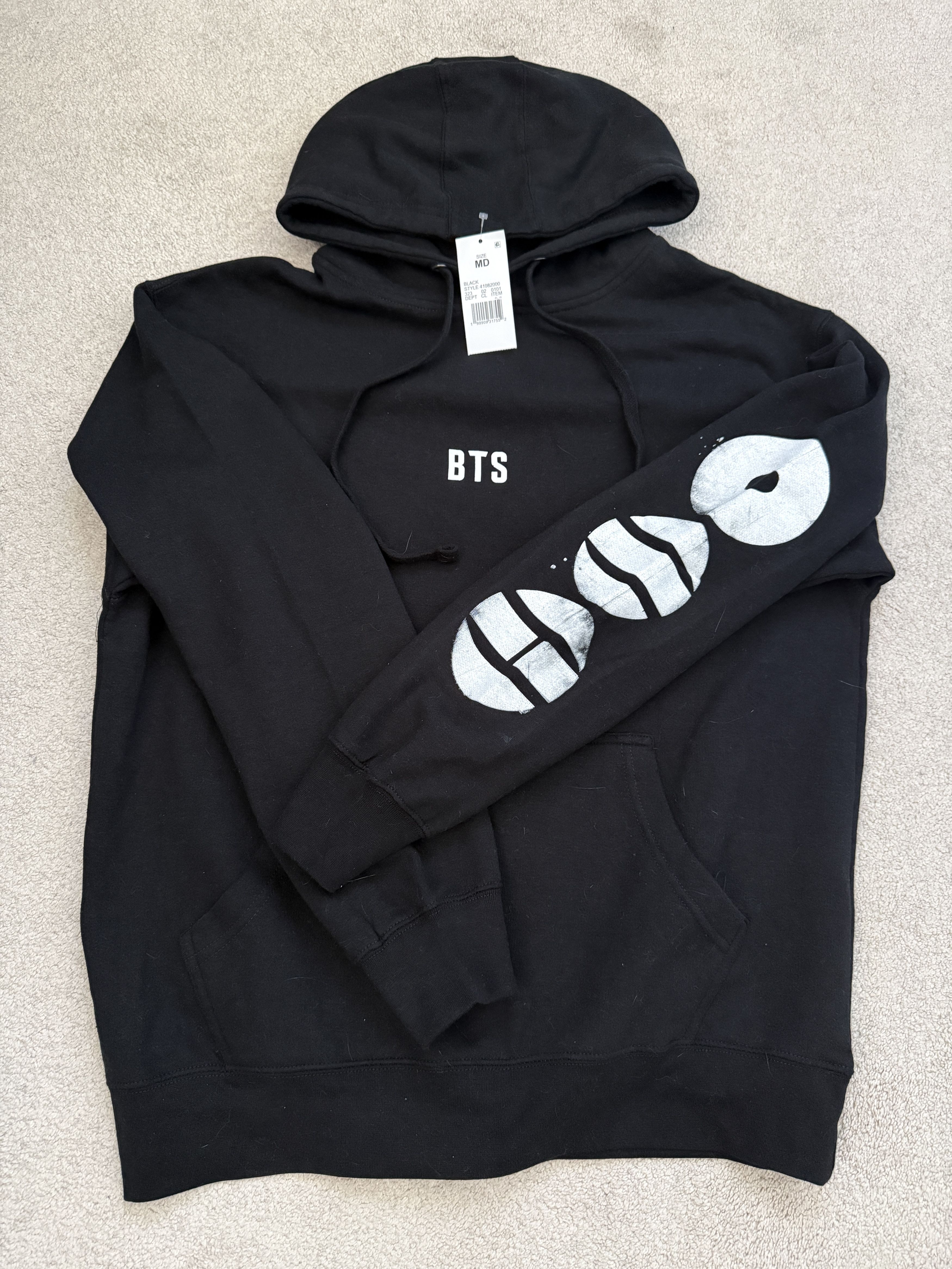 Other BTS Hoodie - Black M (Target Exclusive) Size US M / EU 48-50 / 2 - 1 Thumbnail
