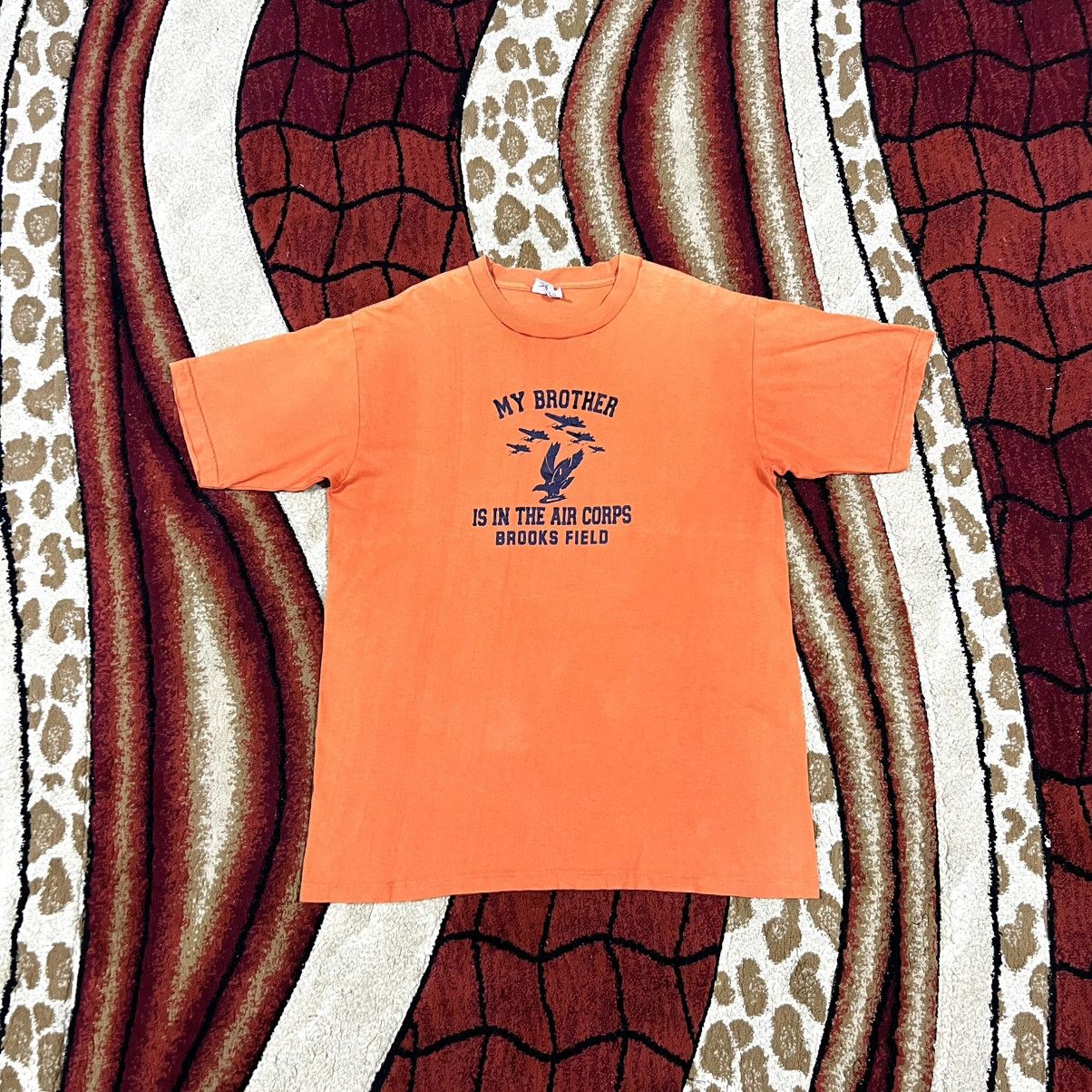 Schott Vintage Thrashed Faded 90s Schott Rare T Shirt Size US L / EU 52-54 / 3 - 1 Thumbnail