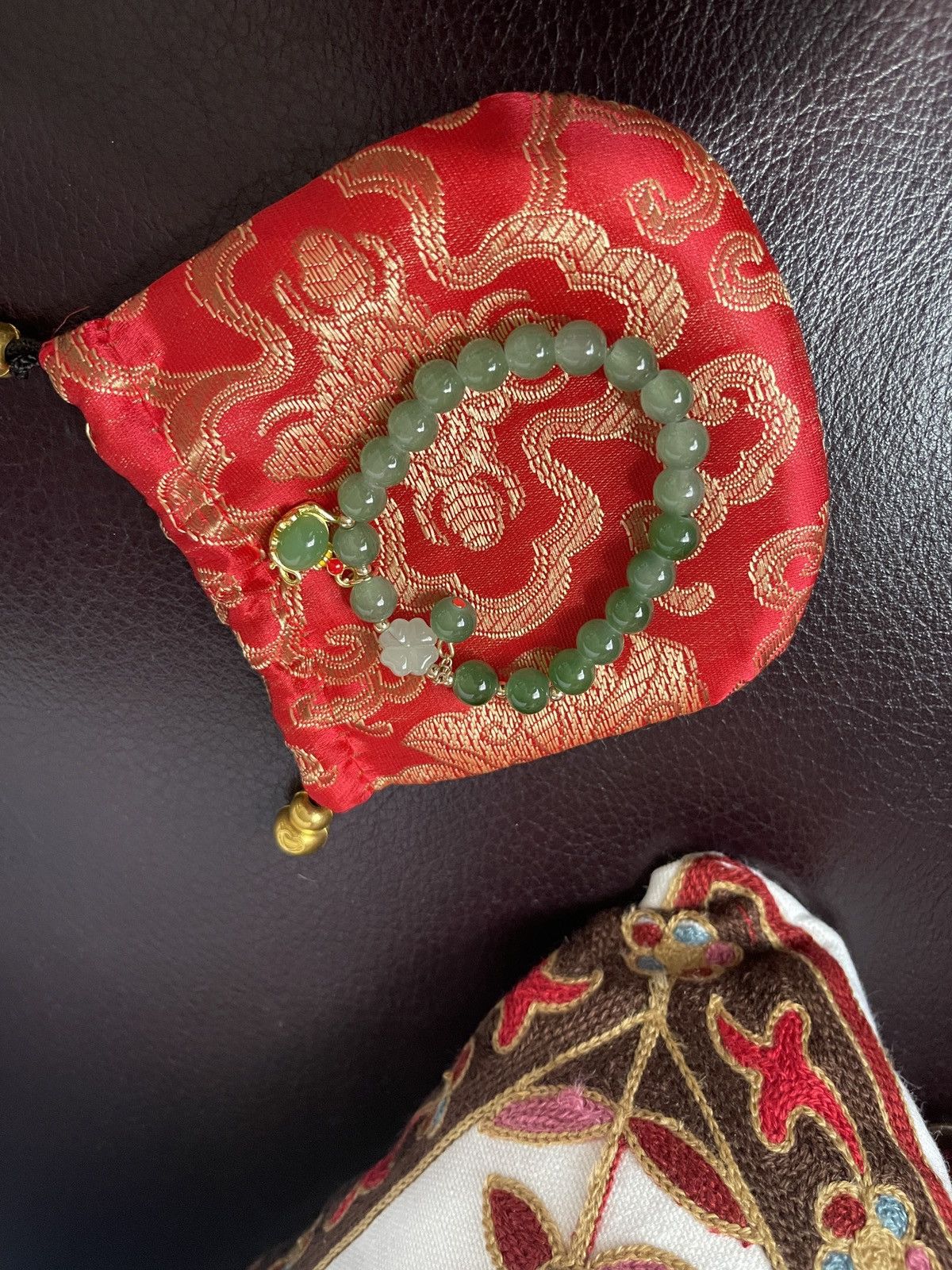 The Unbranded Brand Auth jade bean bracelets brand new with sillk pouch Size ONE SIZE - 5 Thumbnail