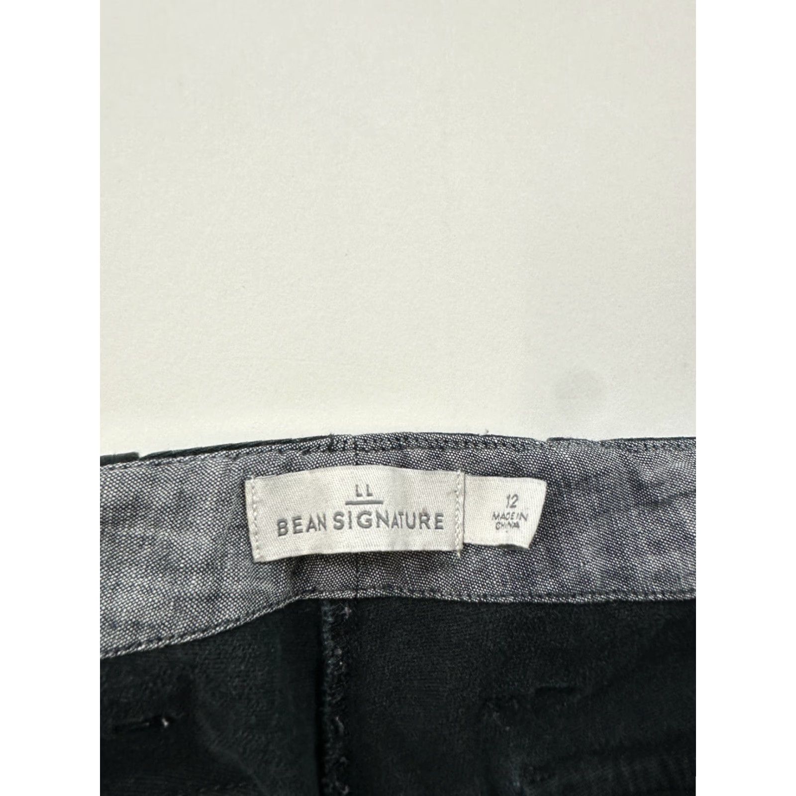 Vintage LL Bean Pants Women’s 12 Black Flap Pockets Signature Size 34" / US 12 / IT 48 - 3 Thumbnail