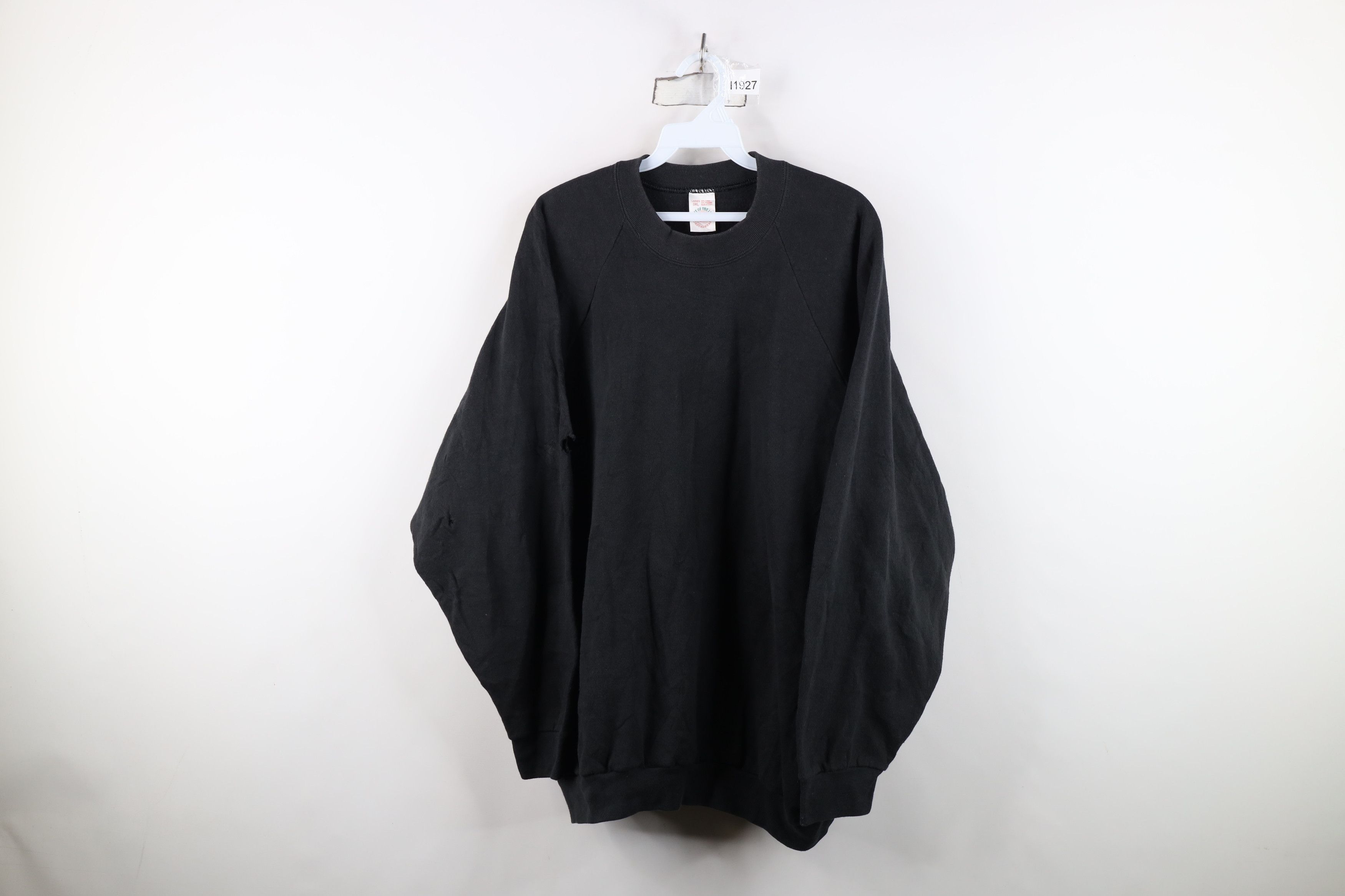 Vintage Vintage 90s Streetwear Blank Crewneck Sweatshirt Black USA Size 3XL / US 20-22 - 1 Thumbnail