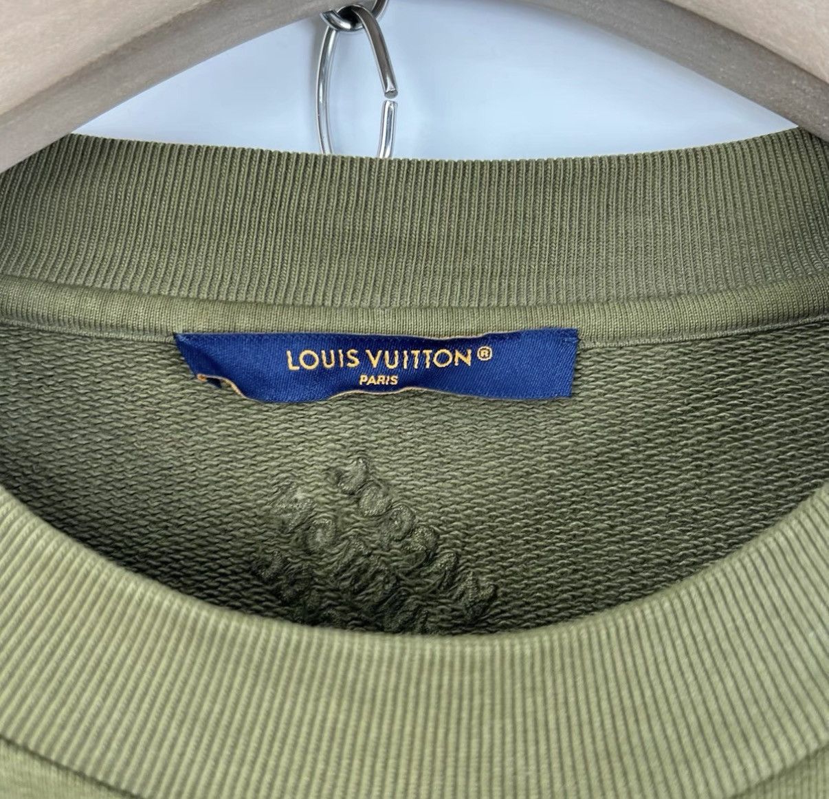 Louis Vuitton Louis Vuitton x Pharrell Williams rivet logo sweatshirt K12 Size XXL / US 16-18 / IT 52-54 - 3 Thumbnail