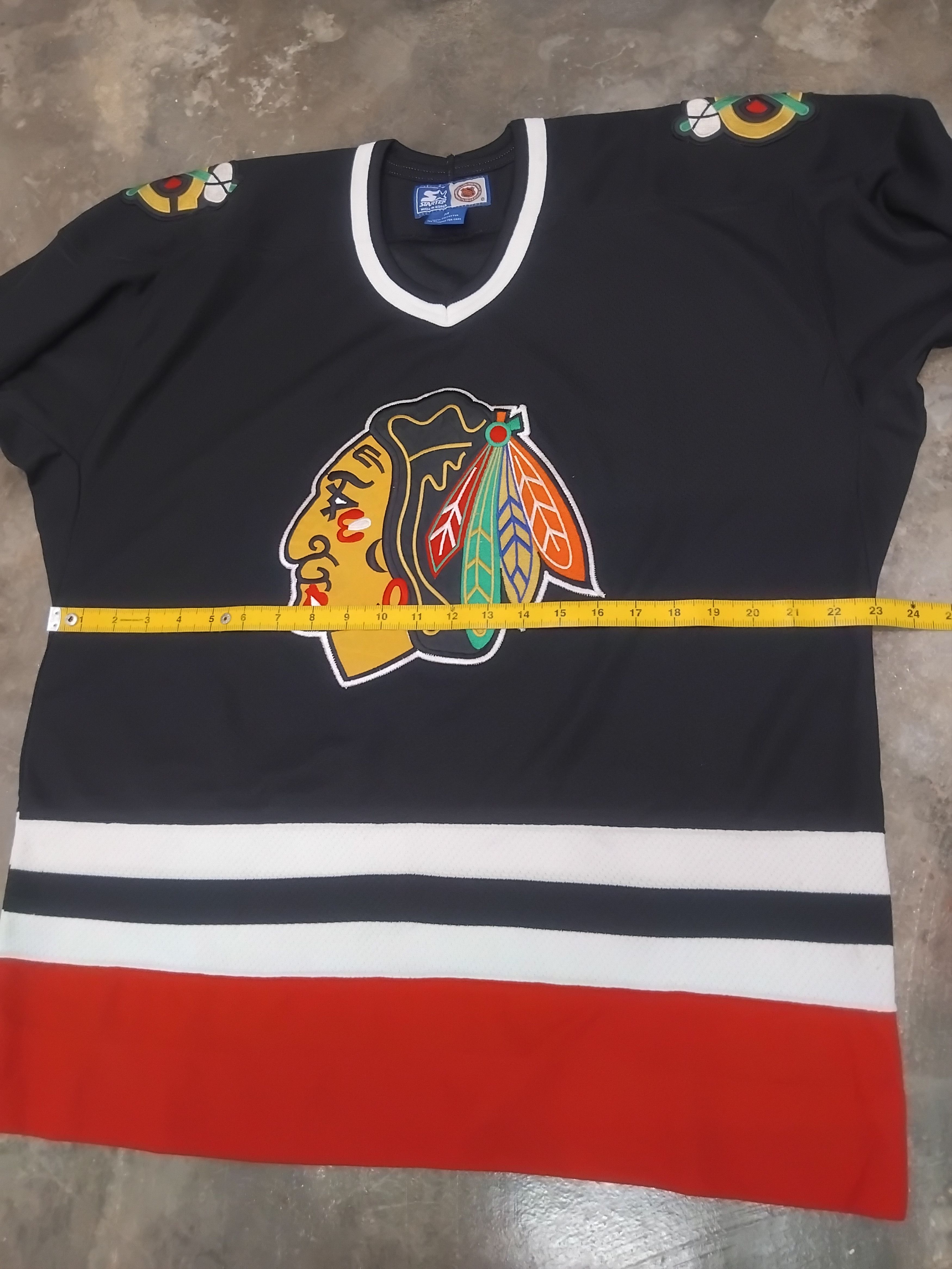 Blackhawk! Vintage BLACKHAWKS nhl starter Jersey Size US M / EU 48-50 / 2 - 7 Thumbnail