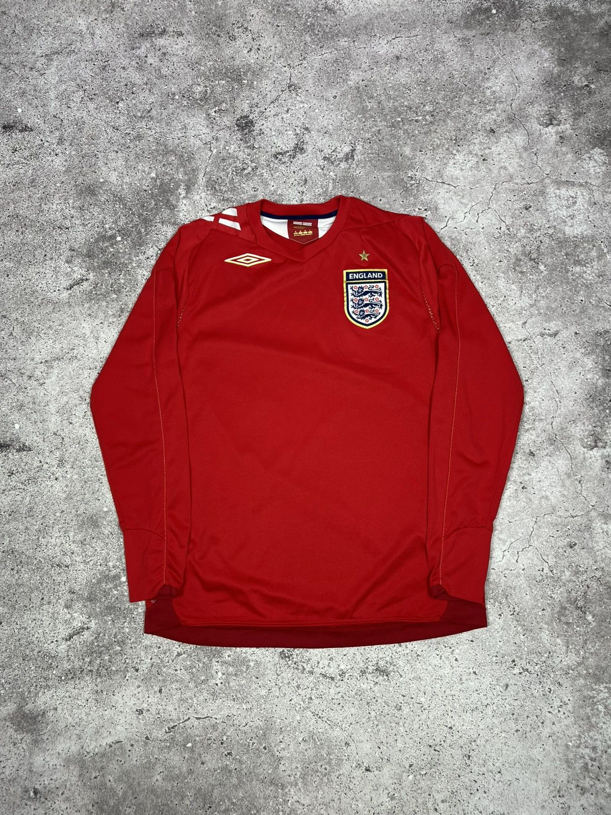 Umbro Vintage Umbro England 2006/2008 Away Football Soccer Jersey Size US M / EU 48-50 / 2 - 1 Thumbnail