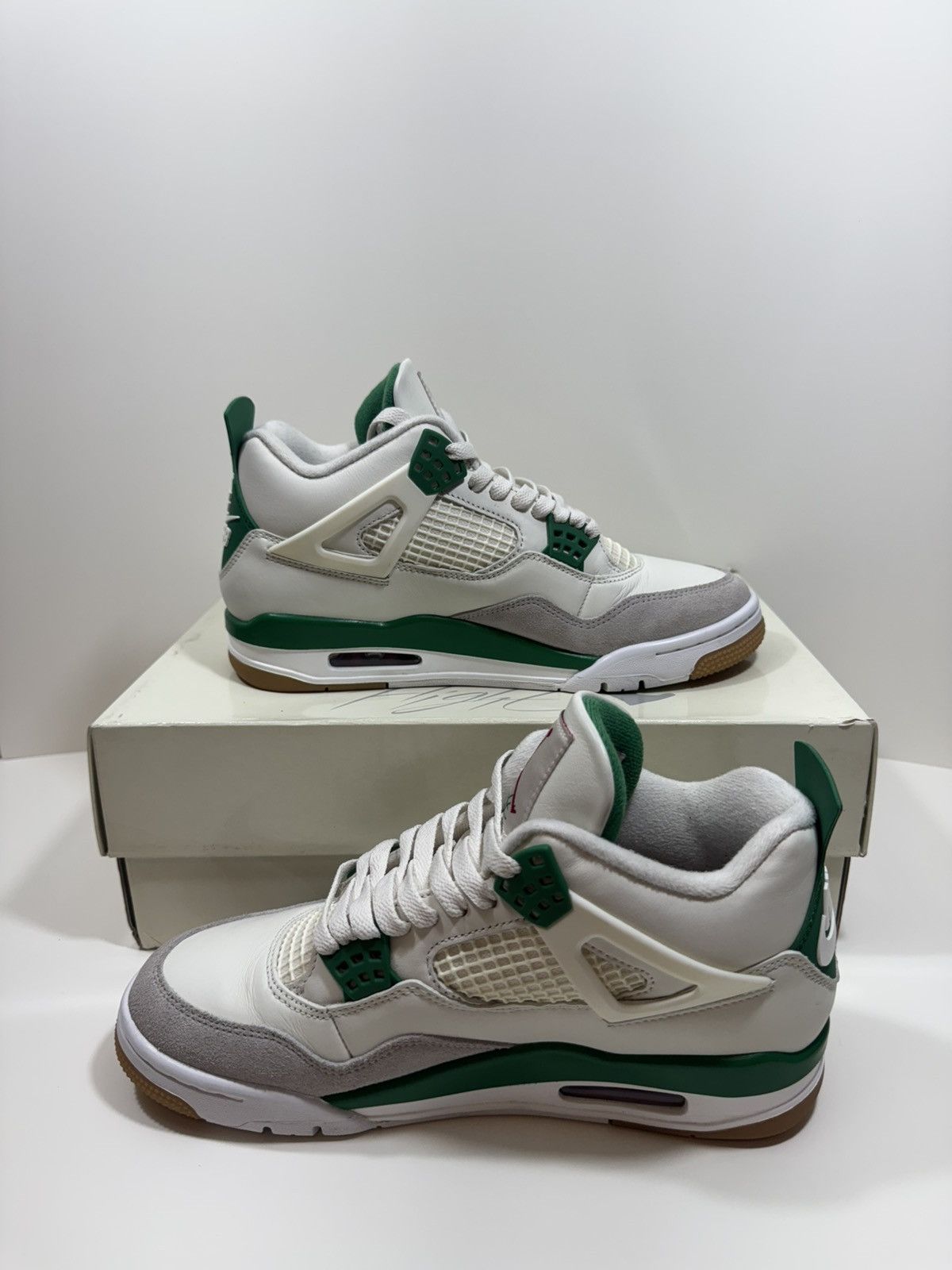 Nike SB Size 8M - Jordan 4 Pine Green Size US 8 / EU 41 - 1 Thumbnail