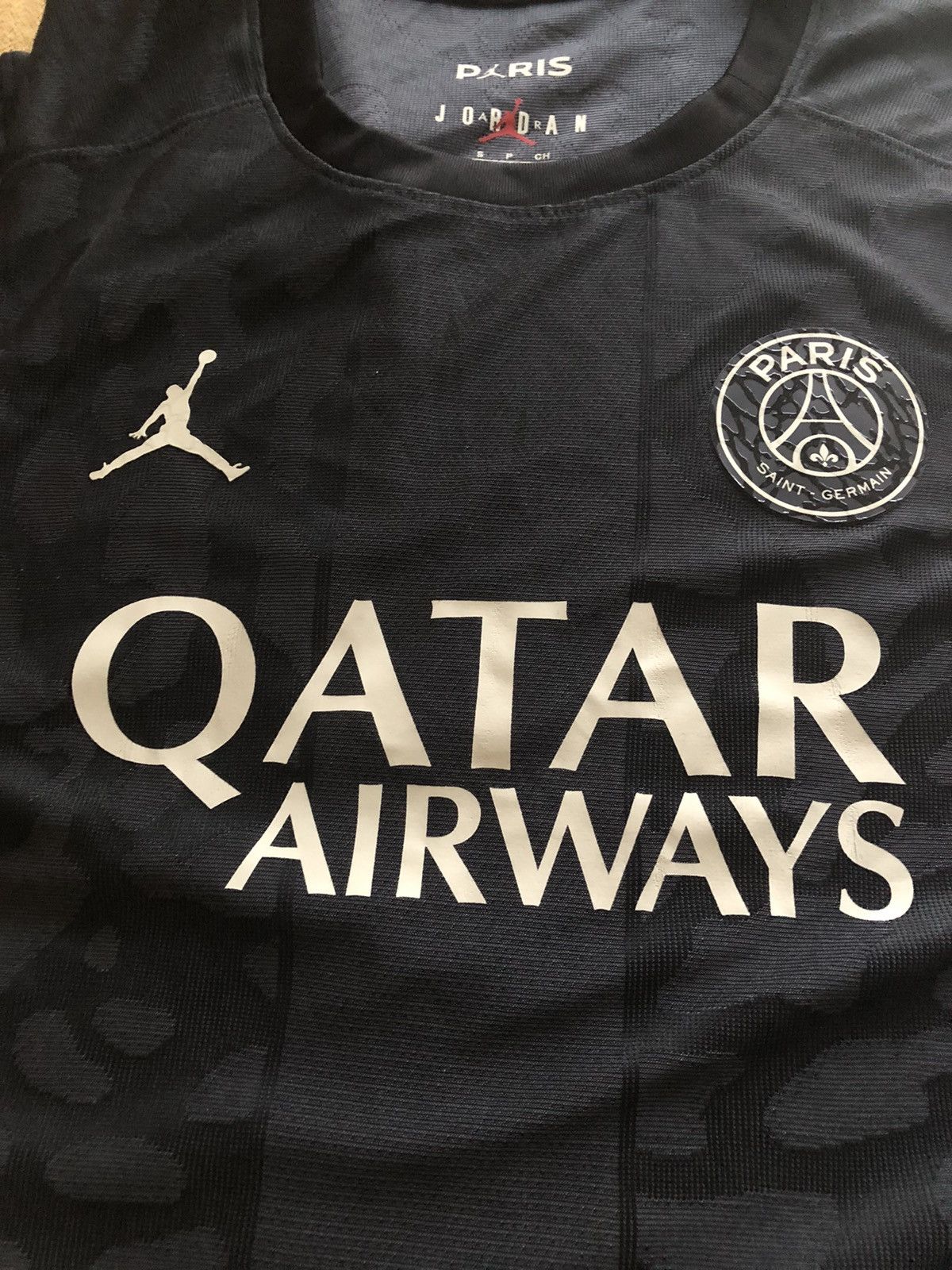 Jordan Brand PSG X JORDAN KYLIAN MBAPPE FOOTBALL SOCCER JERSEY Size US S / EU 44-46 / 1 - 3 Thumbnail