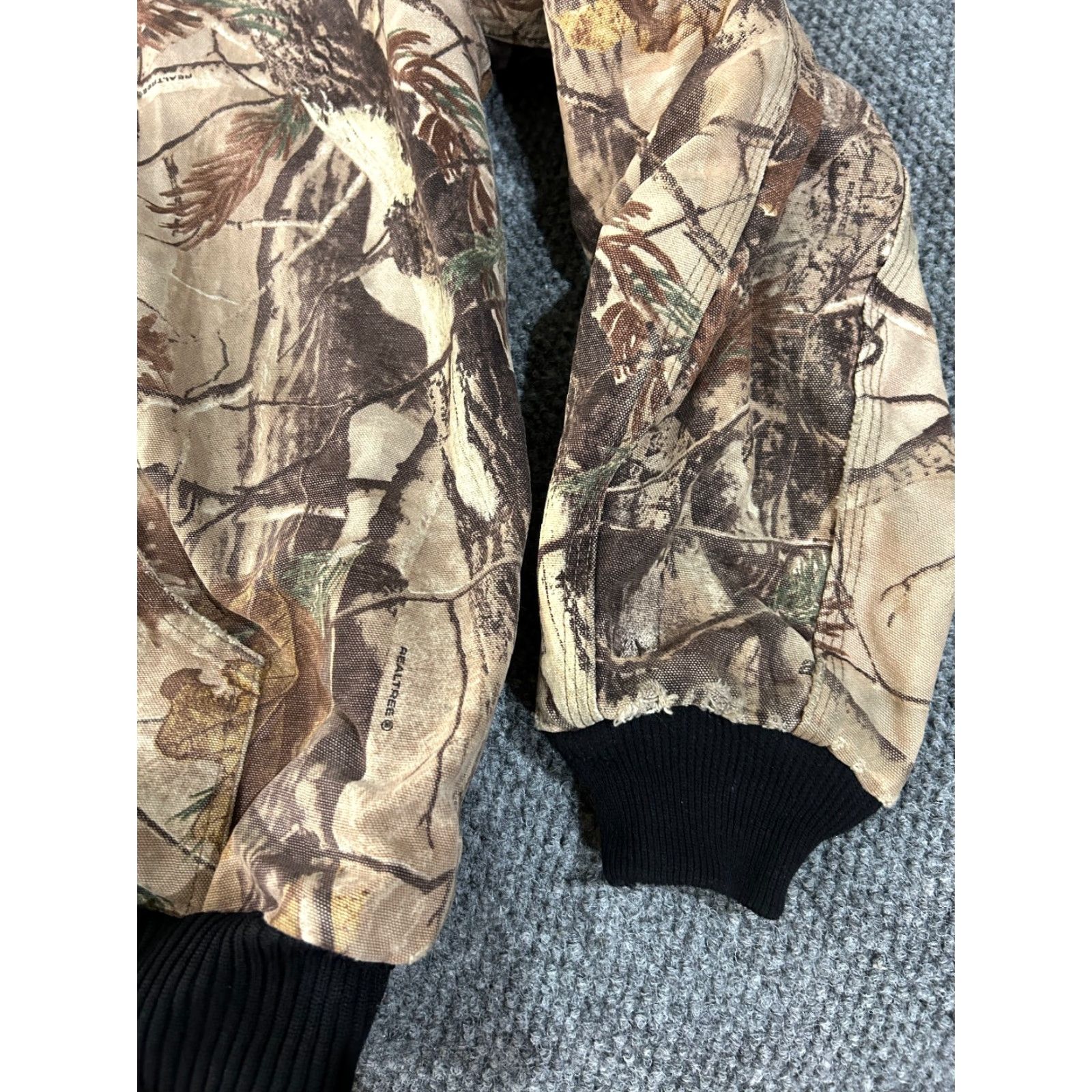 Carhartt VINTAGE Carhartt Camouflage Jacket Mens XL Tall Brown Hunting Workwear Jacket / Coat Gel? Size US XL / EU 56 / 4 - 5 Thumbnail