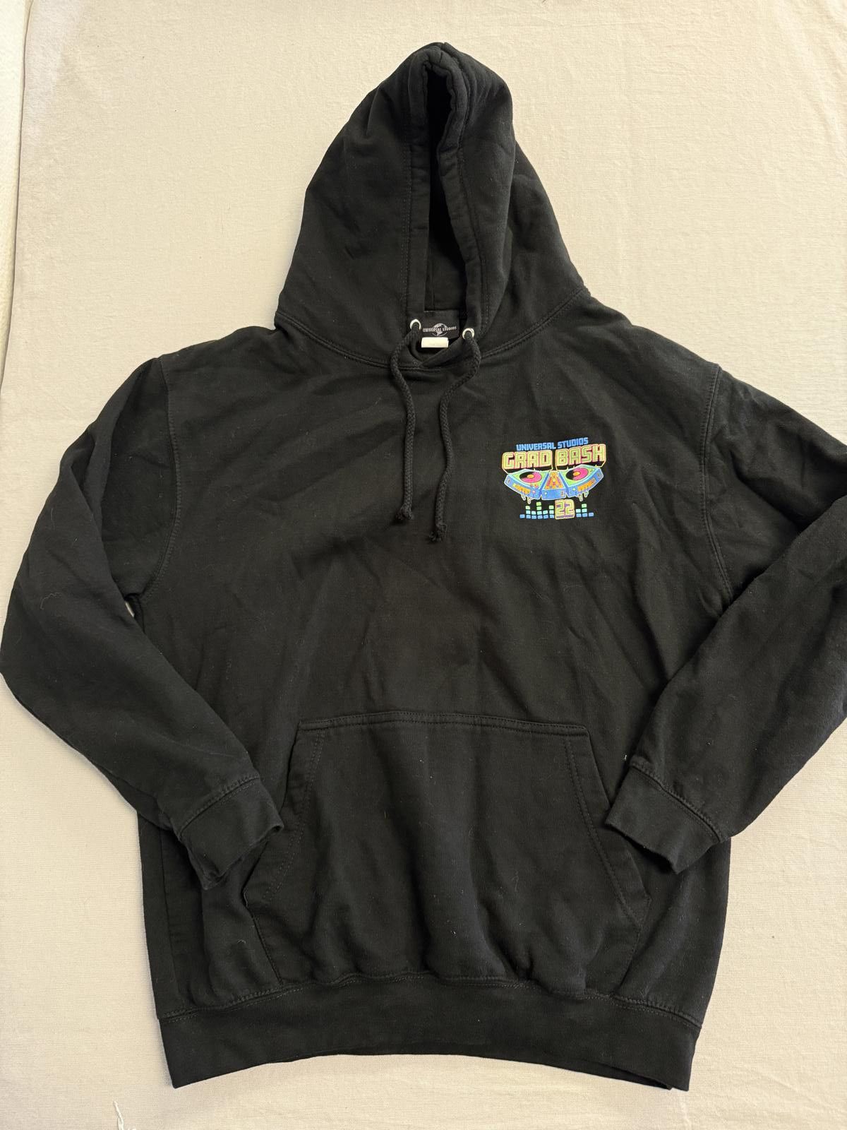 Universal Studios Universal Studios Grad Bash Hoodie 2022 Senior Night - L Size US L / EU 52-54 / 3 - 2 Thumbnail