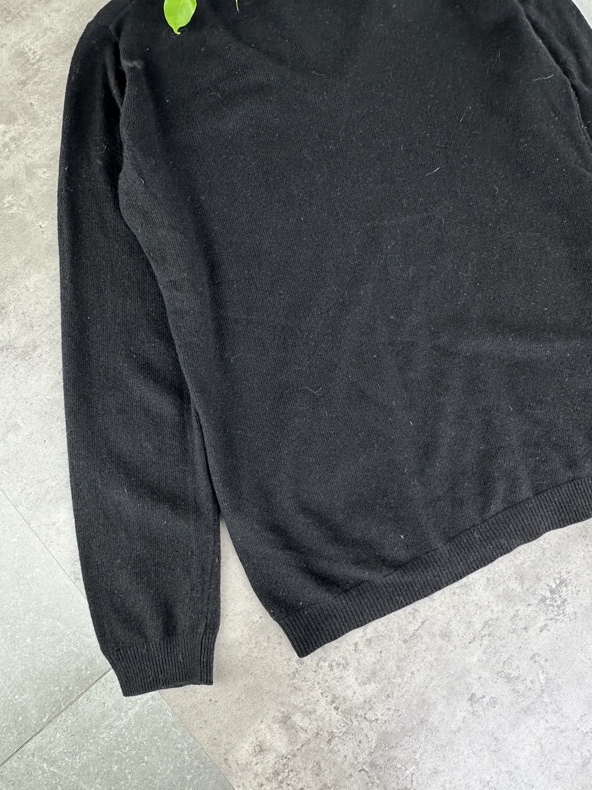 Moschino Moschino V-neck Wool Sweater Size M / US 6-8 / IT 42-44 - 12 Thumbnail