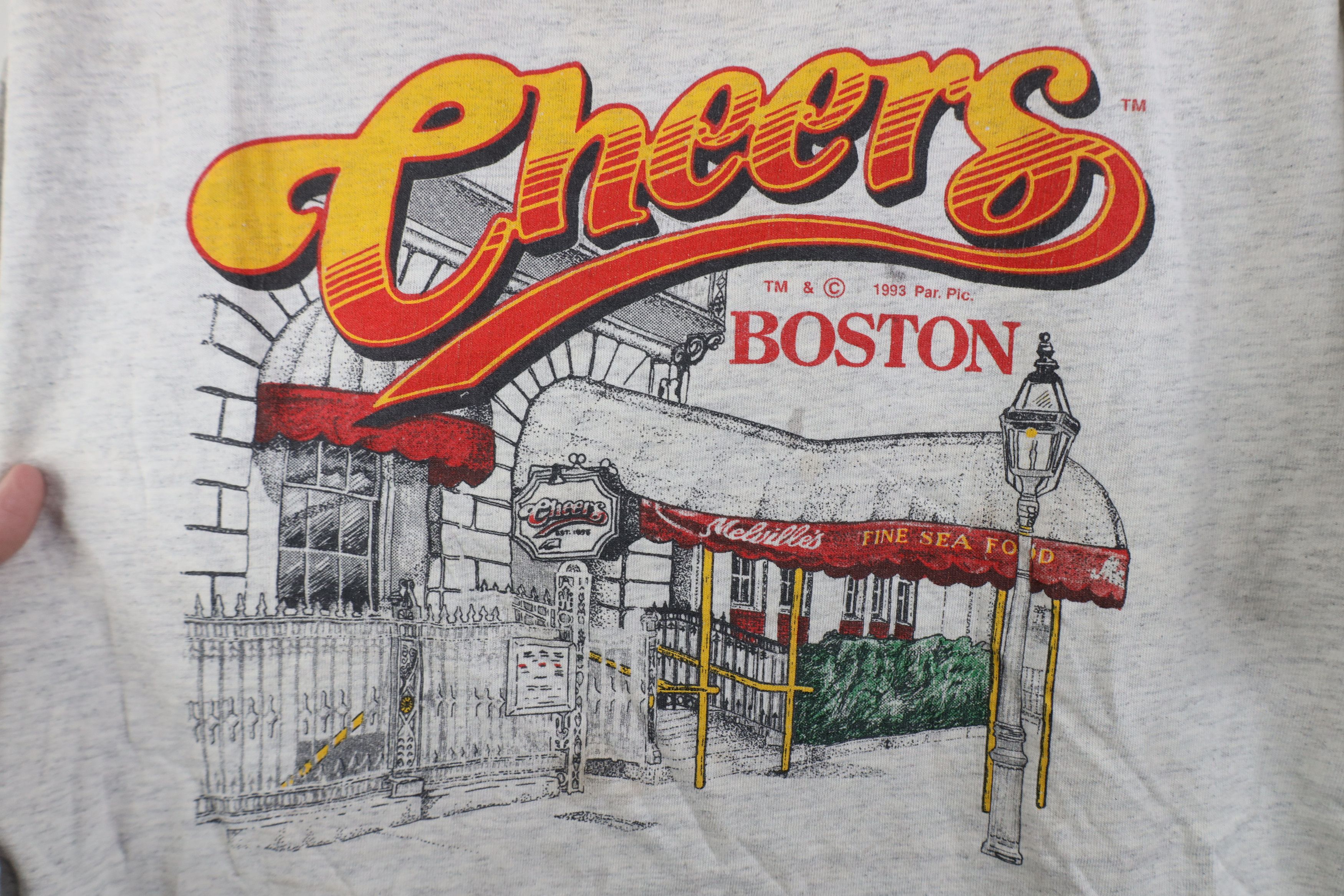 Vintage Vintage 90s Streetwear Spell Out Cheers Boston T-Shirt USA Size US L / EU 52-54 / 3 - 4 Thumbnail