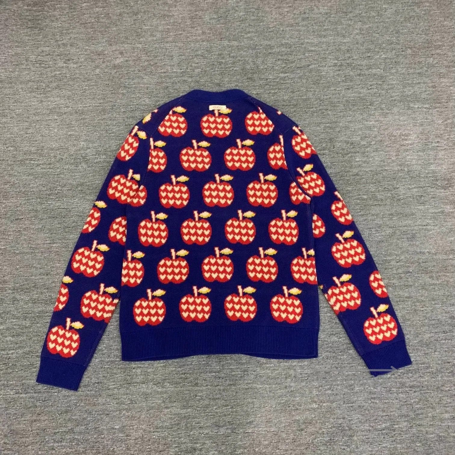 Gucci gucci blue apple knit cardigan medium size. Size M / US 6-8 / IT 42-44 - 2 Thumbnail