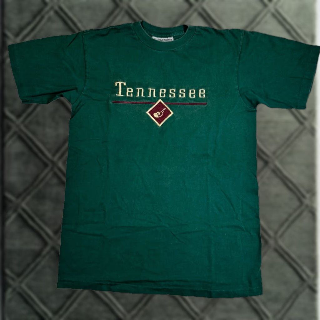 Vintage VINTAGE Tennessee Embroidered Guitar Tourist Green Nashville T-Shirt Medium Unisex Adults M Times Square Sportswear Size US M / EU 48-50 / 2 - 1 Thumbnail