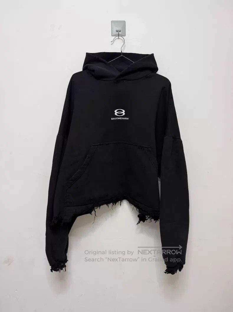 Balenciaga Balenciaga Double Ring Destroyed Hem Sweatshirt - Black Size US M / EU 48-50 / 2 - 1 Thumbnail