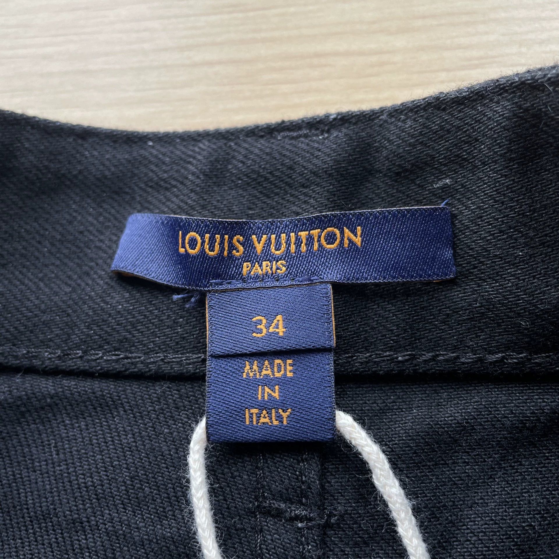 Louis Vuitton LOUIS VUITTON color blocked denim short wmn's black 34 Size 25" / US 0 / IT 36 - 5 Thumbnail