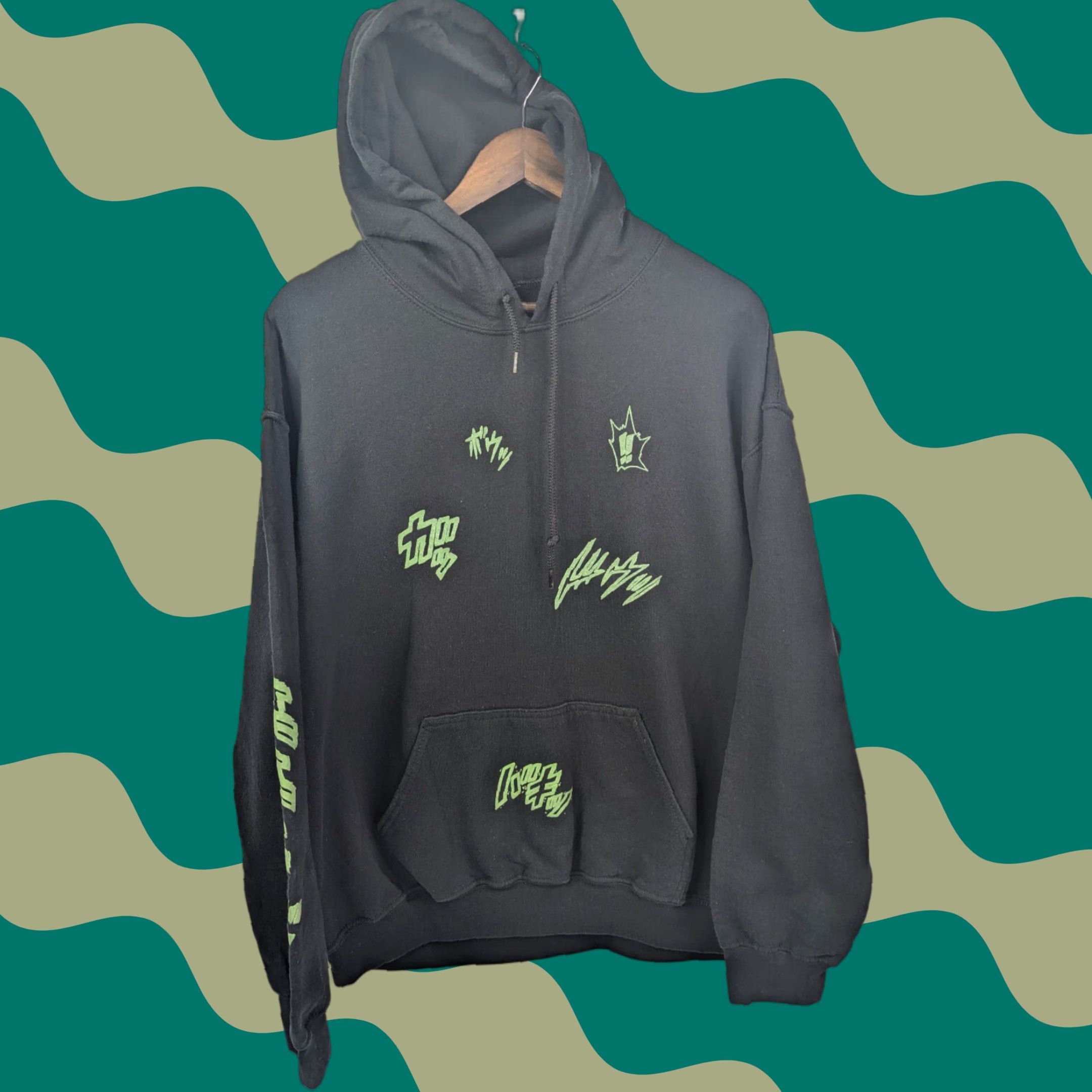 Vintage Atsuko Hoodie Long Sleeve Black Green Pullover Sweatshirt Size L Adult Unisex Graphic Print Pockets Crew Neck Size US L / EU 52-54 / 3 - 1 Thumbnail