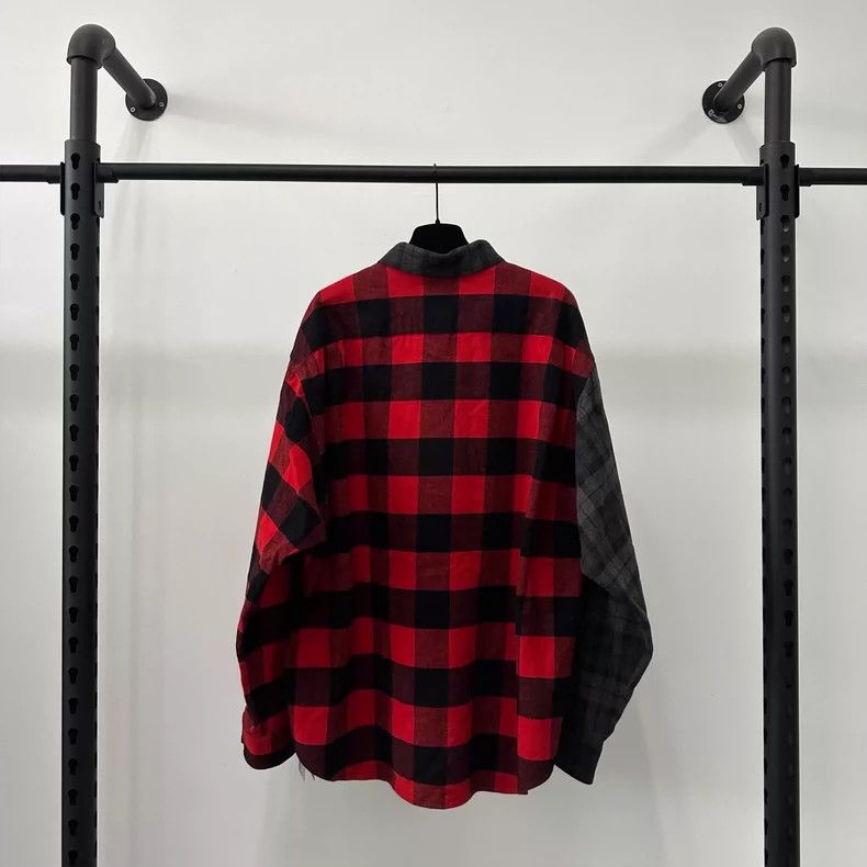 Balenciaga Balenciaga size 37 SS21 Black and Red Plaid Patchwork Embro Size US M / EU 48-50 / 2 - 2 Thumbnail