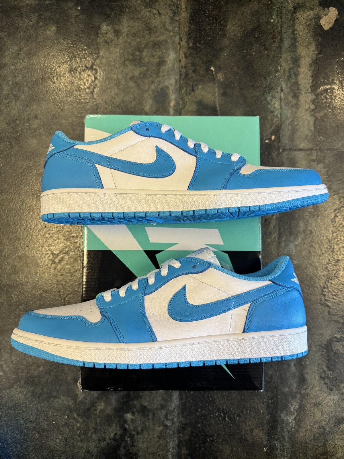 Nike Jordan 1 Low X SB UNC Size US 14 / EU 47 - 1 Thumbnail