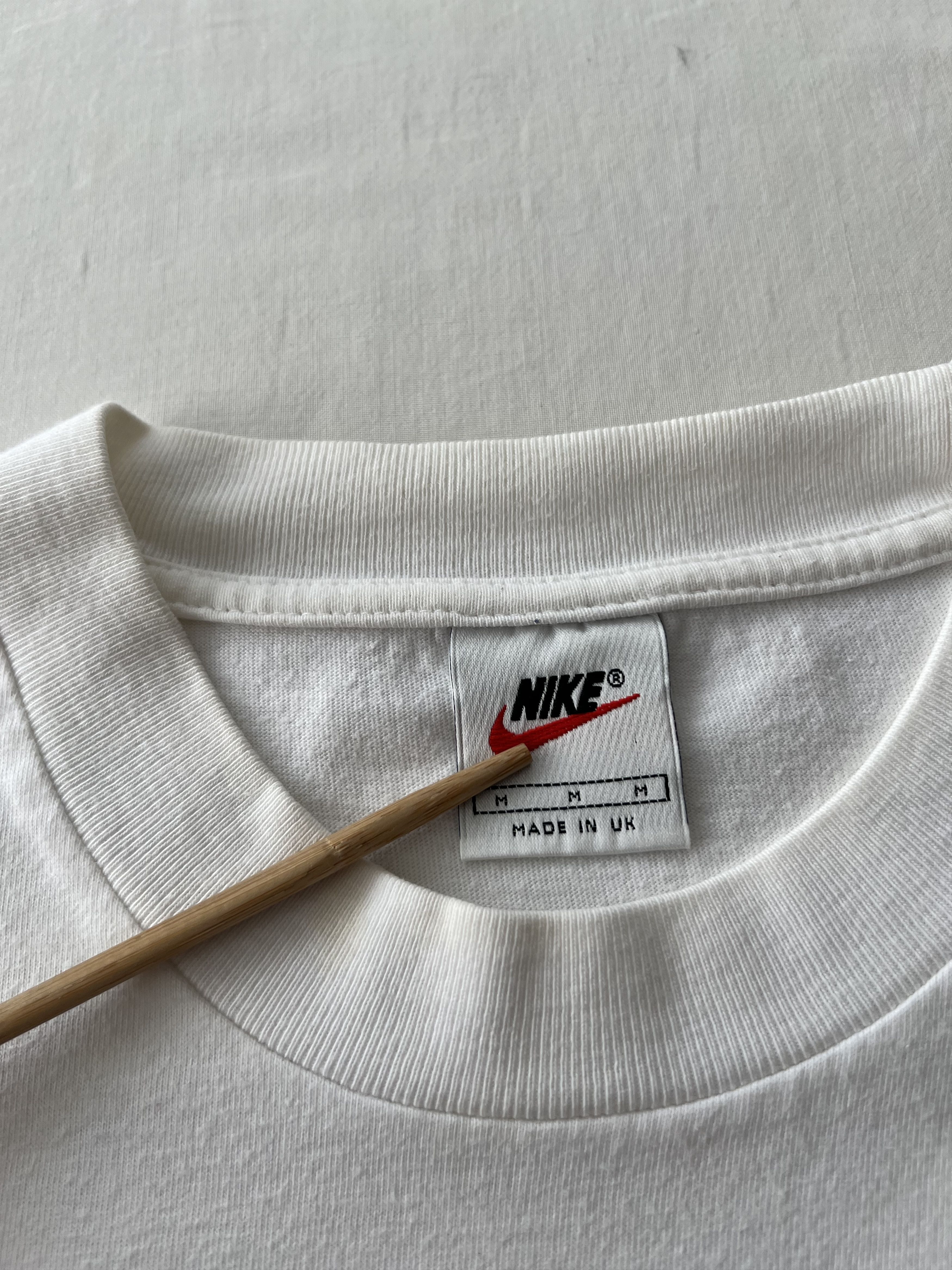 Nike Vintage 90s Nike Davidoff Swiss Indoors Tennis White T-shirt Size US M / EU 48-50 / 2 - 14 Thumbnail