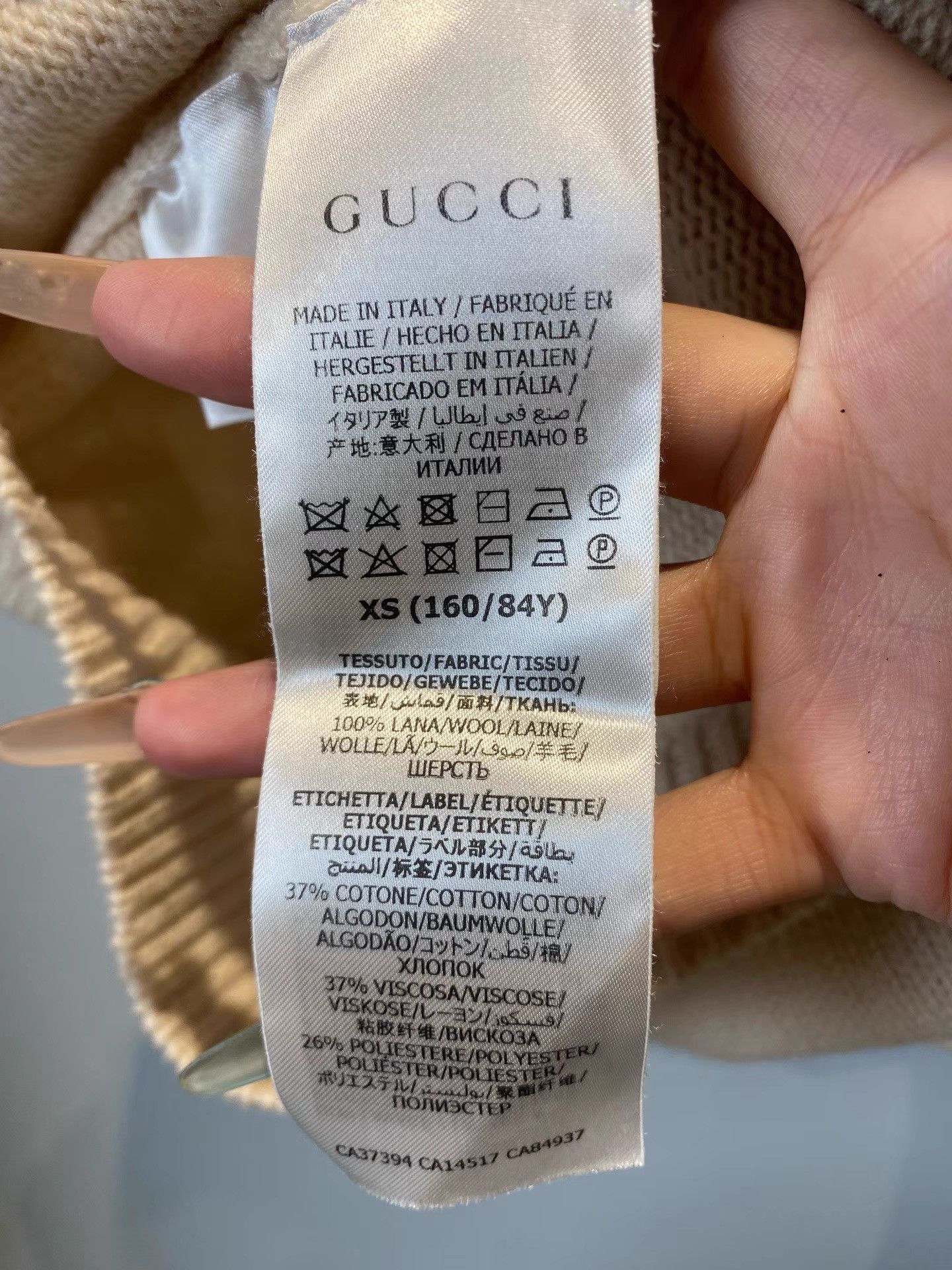 Gucci Gucci x Doraemon White Crew Neck Knit Sweater K36 Size US XS / EU 42 / 0 - 4 Thumbnail