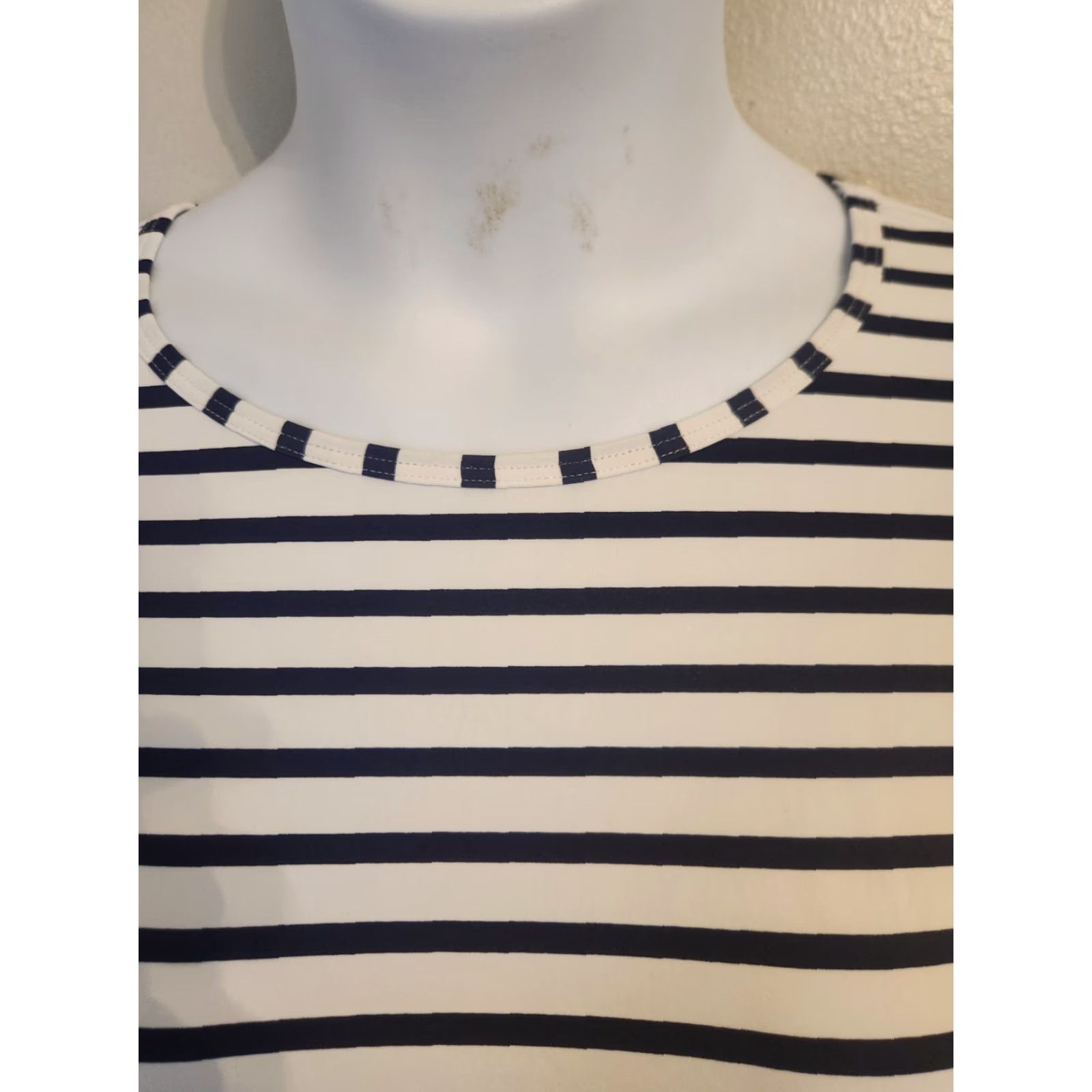 Lands' End Lands' End Shirt 1X Long Sleeve Black White Stripe Silky Stretchy Top Casual Womens Plus Size 1X Multicolor Stripe Shirt Size XL / US 12-14 / IT 48-50 - 2 Thumbnail