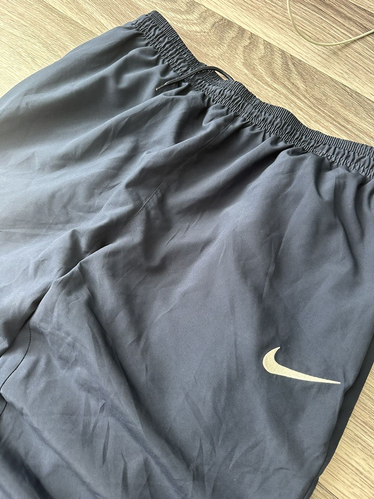 Nike Nike Vintage BLUE Athletic 90s Baggy Nylon trackpants Size US 34 / EU 50 - 3 Thumbnail