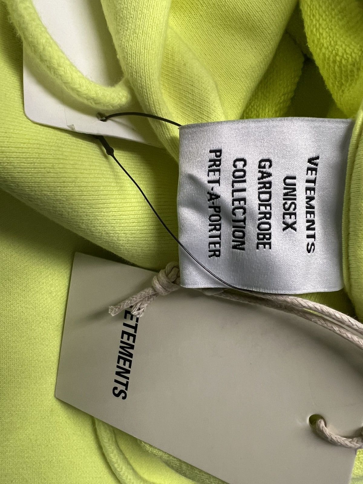 Vetements VETEMENTS name tag Yellow 'My Name Is Vetements' Hoodie Size US S / EU 44-46 / 1 - 5 Thumbnail