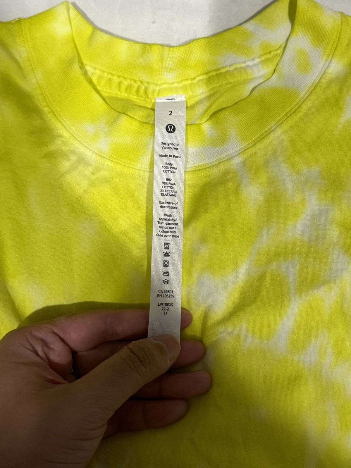 Lululemon NWT Lululemon All Yours Cropped Tank Tie Dye Size XS / US 0-2 / IT 36-38 - 4 Thumbnail