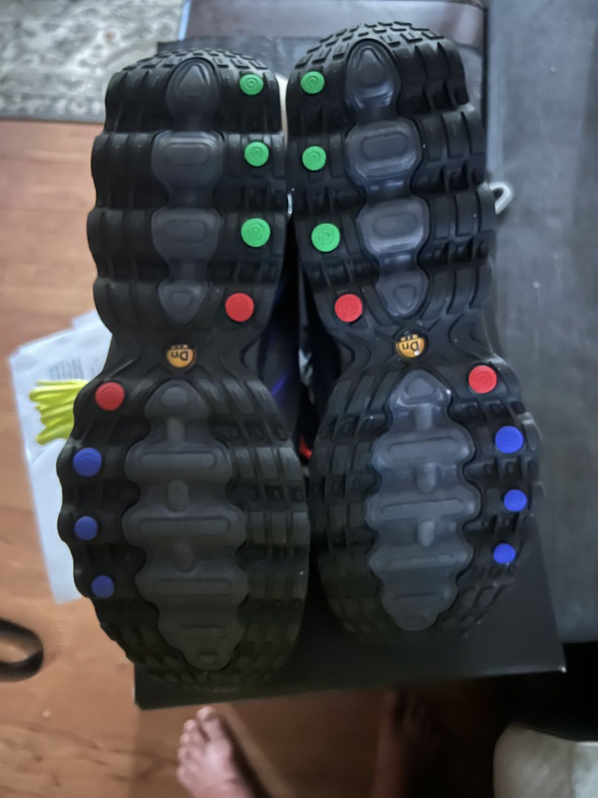 Nike Nike x Victor Victor ‘NYC’ Air Max Dn8 Friends & Family Size US 9 / EU 42 - 11 Thumbnail