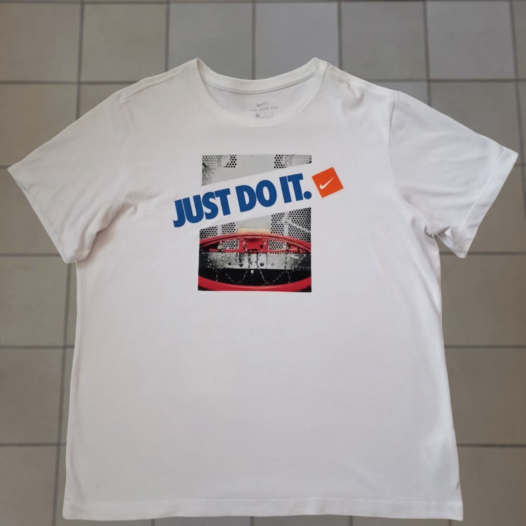 Nike Nike Dri-Fit T Shirt Mens XL White Just Do It Swoosh Logo Graphic Rim Size US XL / EU 56 / 4 - 1 Thumbnail