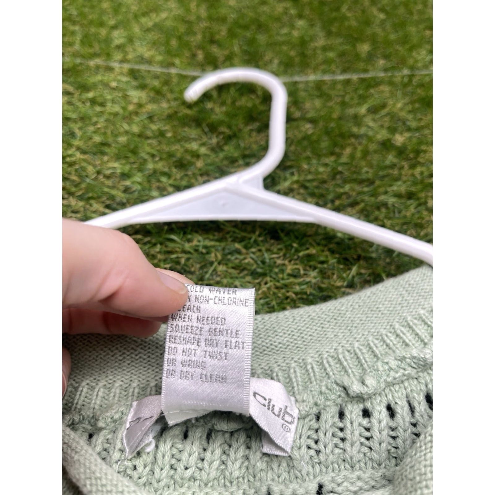Vintage Knit Vintage Paris Sports Club Sweater Womens Medium Green Textured Hand Knit Lace Cardigan 80s 90s Holiday Preppy Retro Cottage Casual Fashion Size M / US 6-8 / IT 42-44 - 7 Thumbnail
