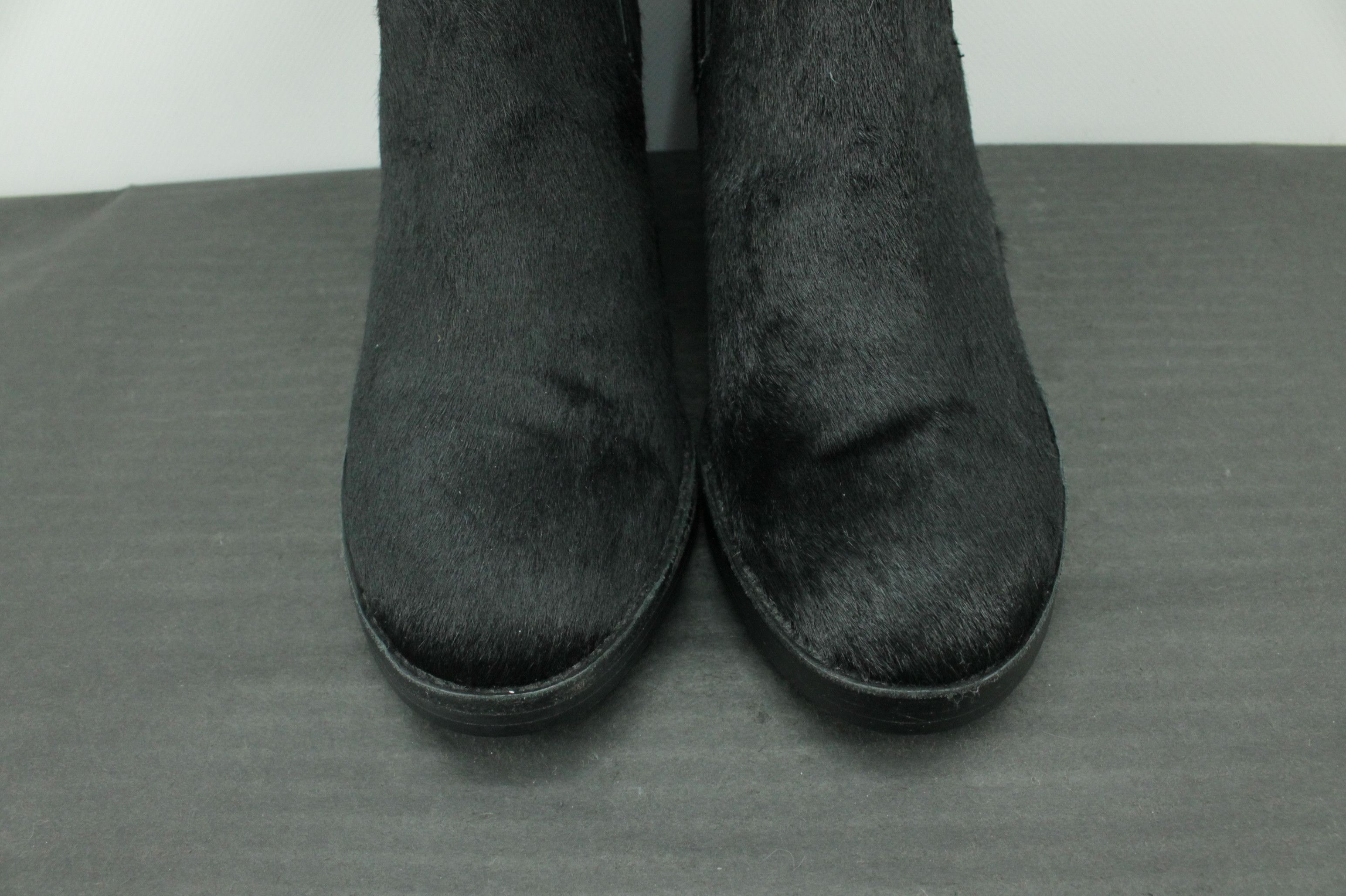 Ugg UGG Camden Exotic Black Calf Cow Hair Ankle Bootie Size US 7 / IT 37 - 3 Thumbnail