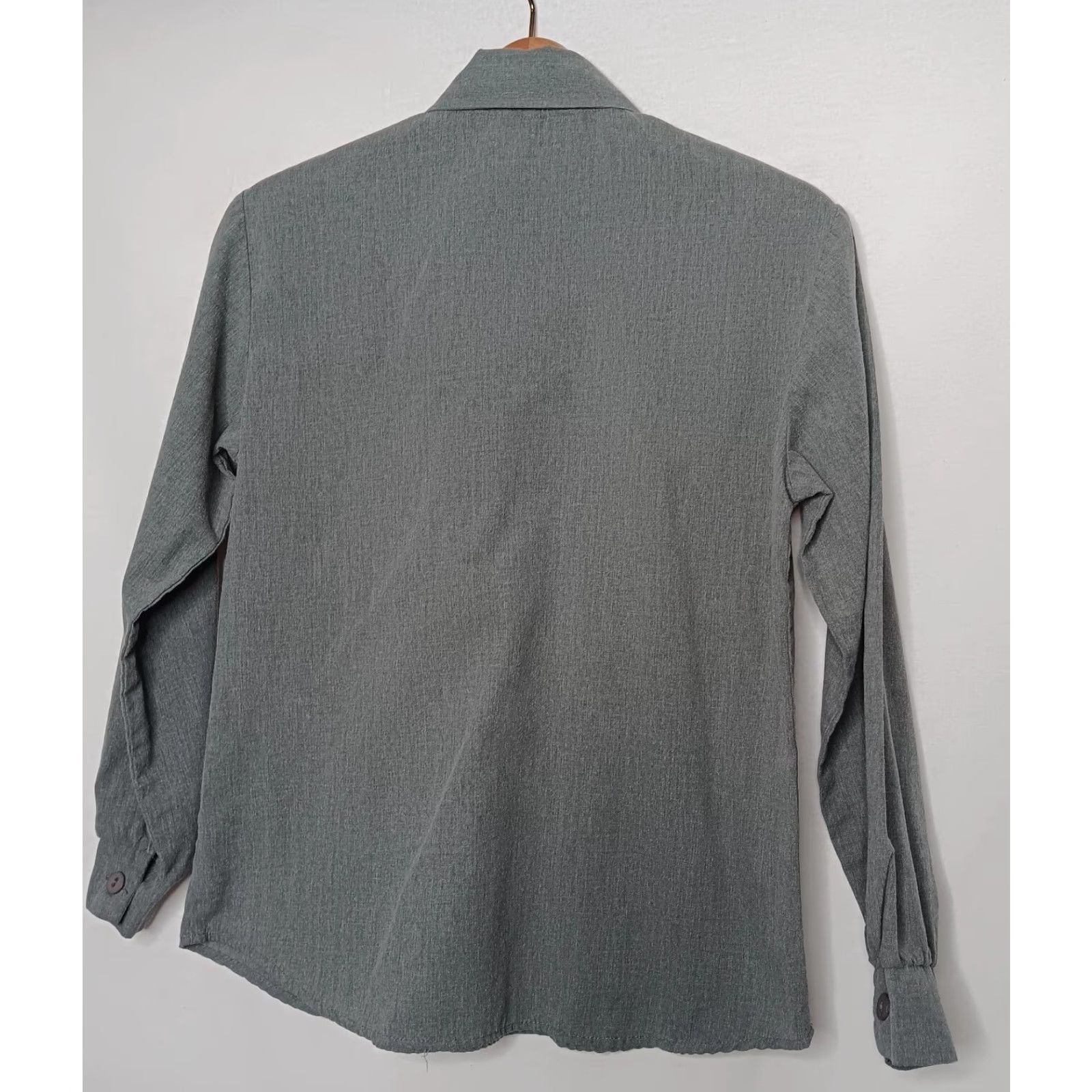 Vintage VINTAGE Blouse Casual Shirt Women S Gray Fall Autumn Leaves Pullover 1/2 Button Up Nature Cottagecore Tree Leaf Sleeve Long Size S / US 4 / IT 40 - 2 Thumbnail