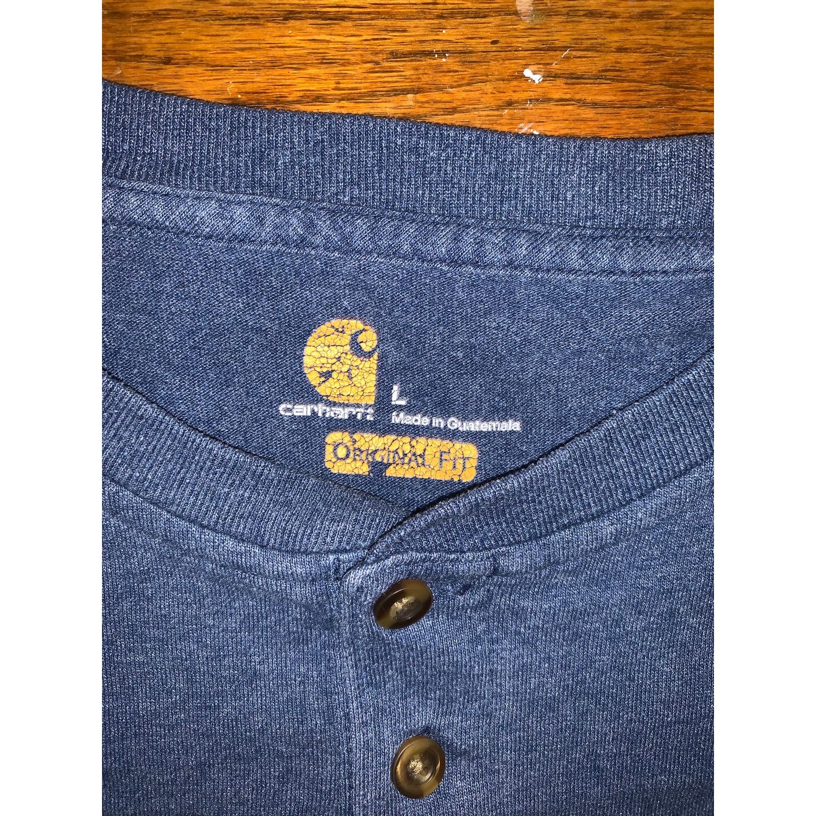 Carhartt Carhartt Henley Pocket T Shirt L Navy K128 Distressed Paint Size US L / EU 52-54 / 3 - 2 Thumbnail