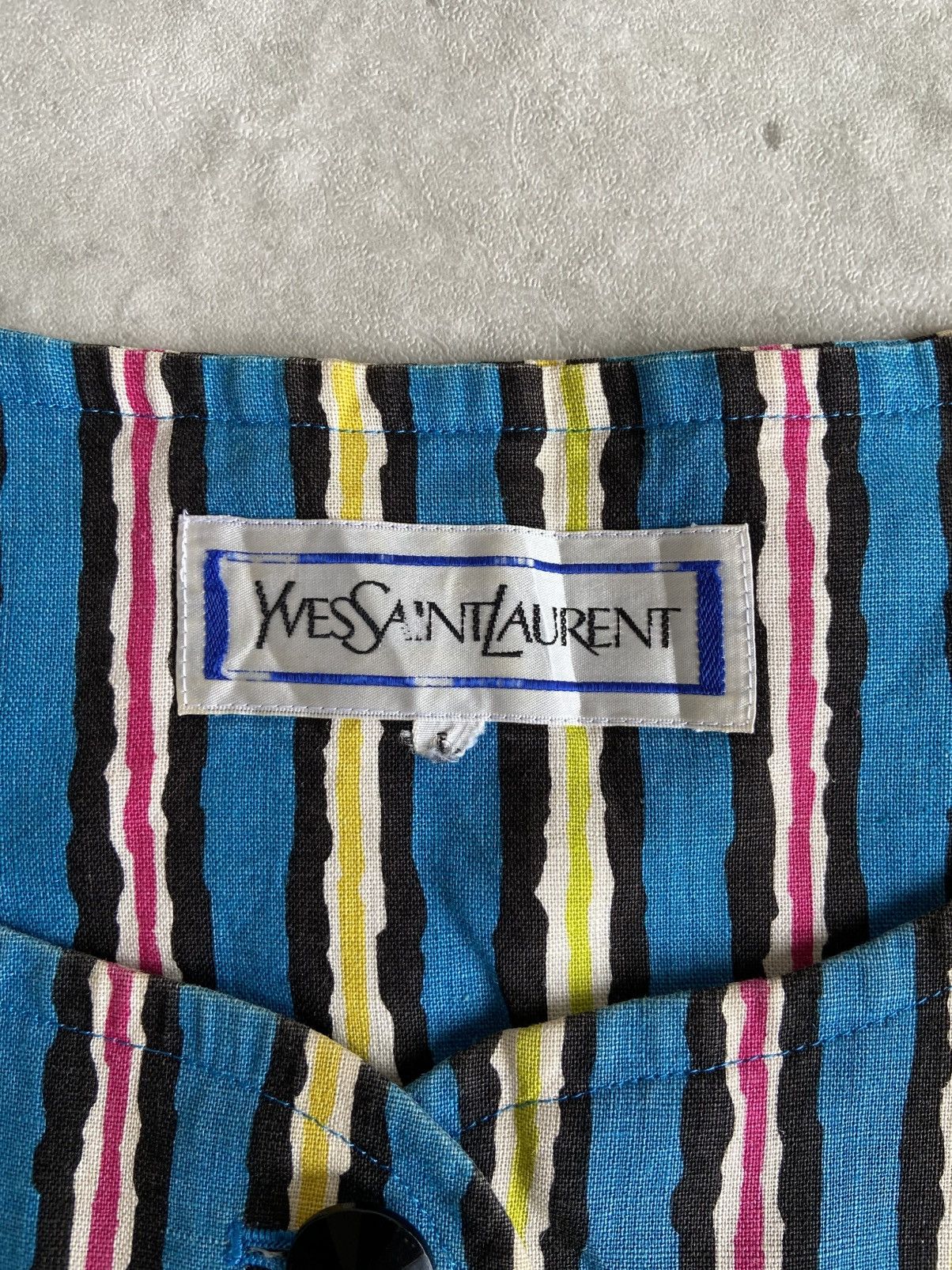 Yves Saint Laurent Yves Saint Laurent Croptop Women's Wear Size Small Size S / US 4 / IT 40 - 8 Thumbnail