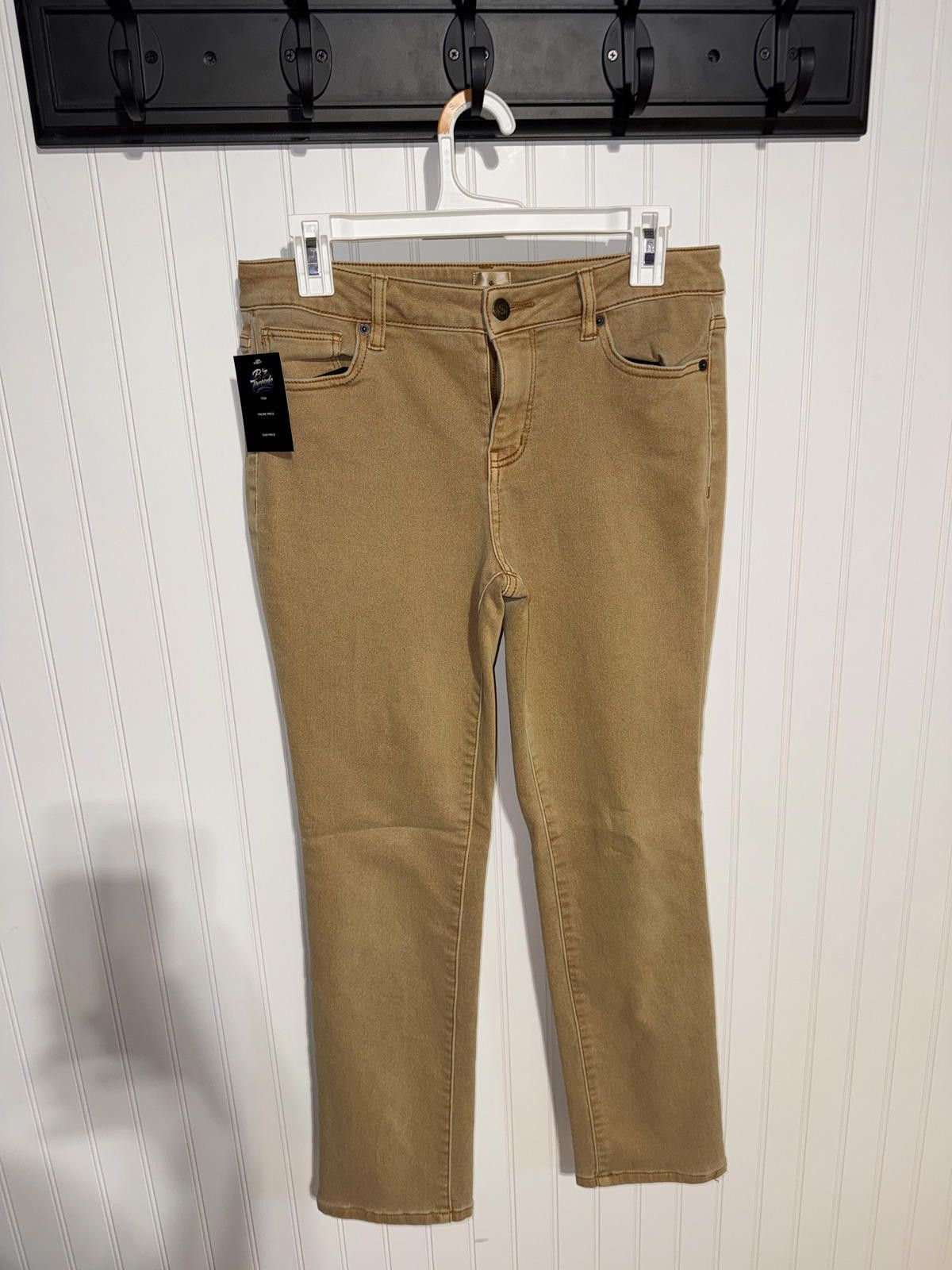 Other Dressbarn Women's Petite 8 Tan Chino Straight Pants Size 30" / US 8 / IT 44 - 1 Thumbnail