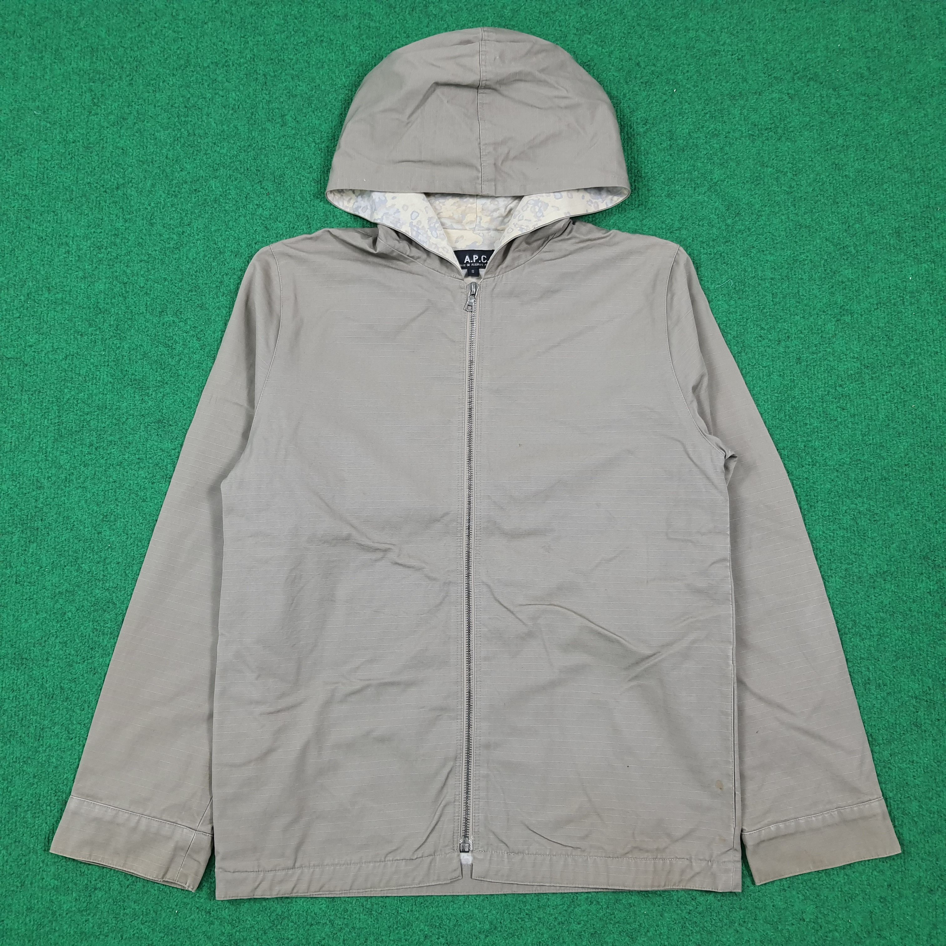 A.P.C. Vintage Rare A.P.C Paris Hooded Jacket Custom Logo C279N23 Size US S / EU 44-46 / 1 - 3 Thumbnail