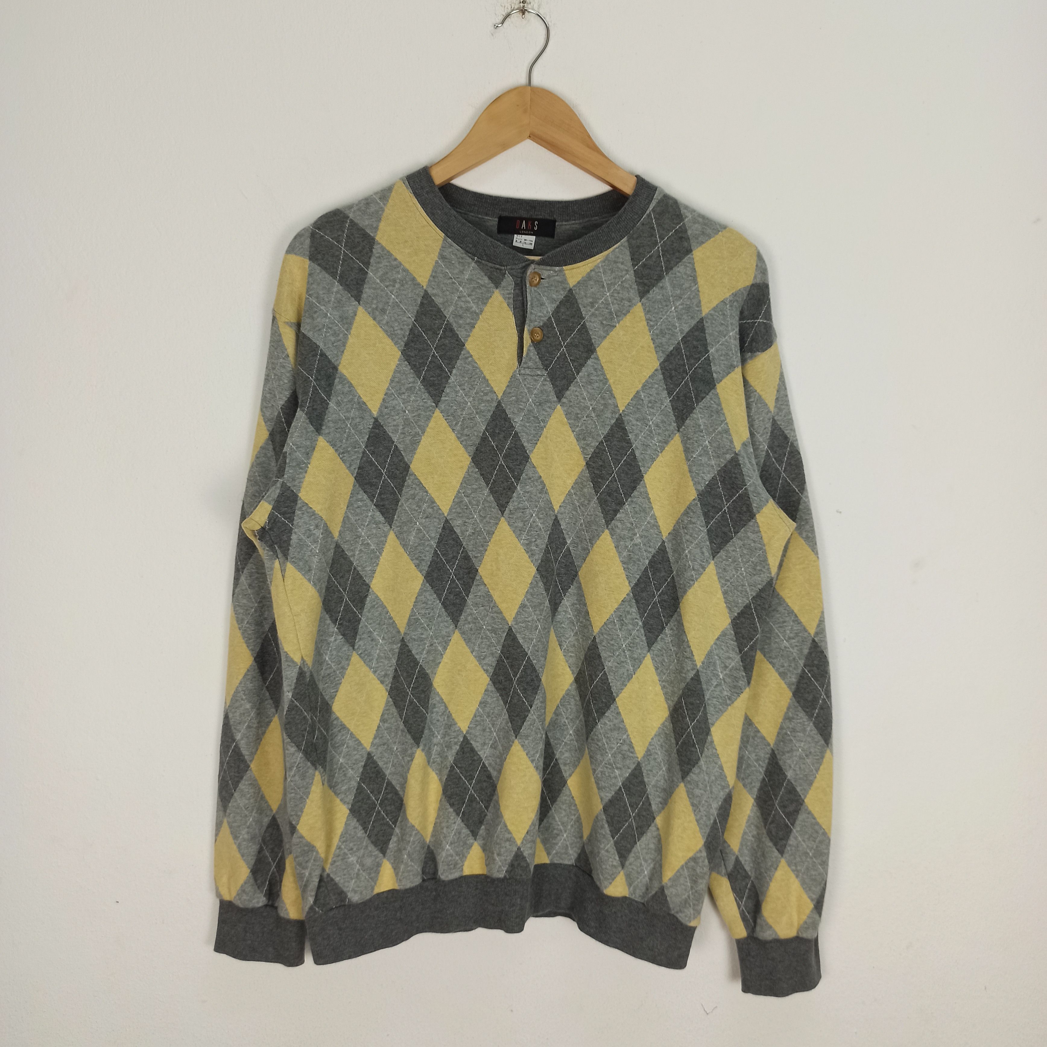 image of Vintage Daks London Sweatshirt in Gray/Yellow, Men's (Size Large)