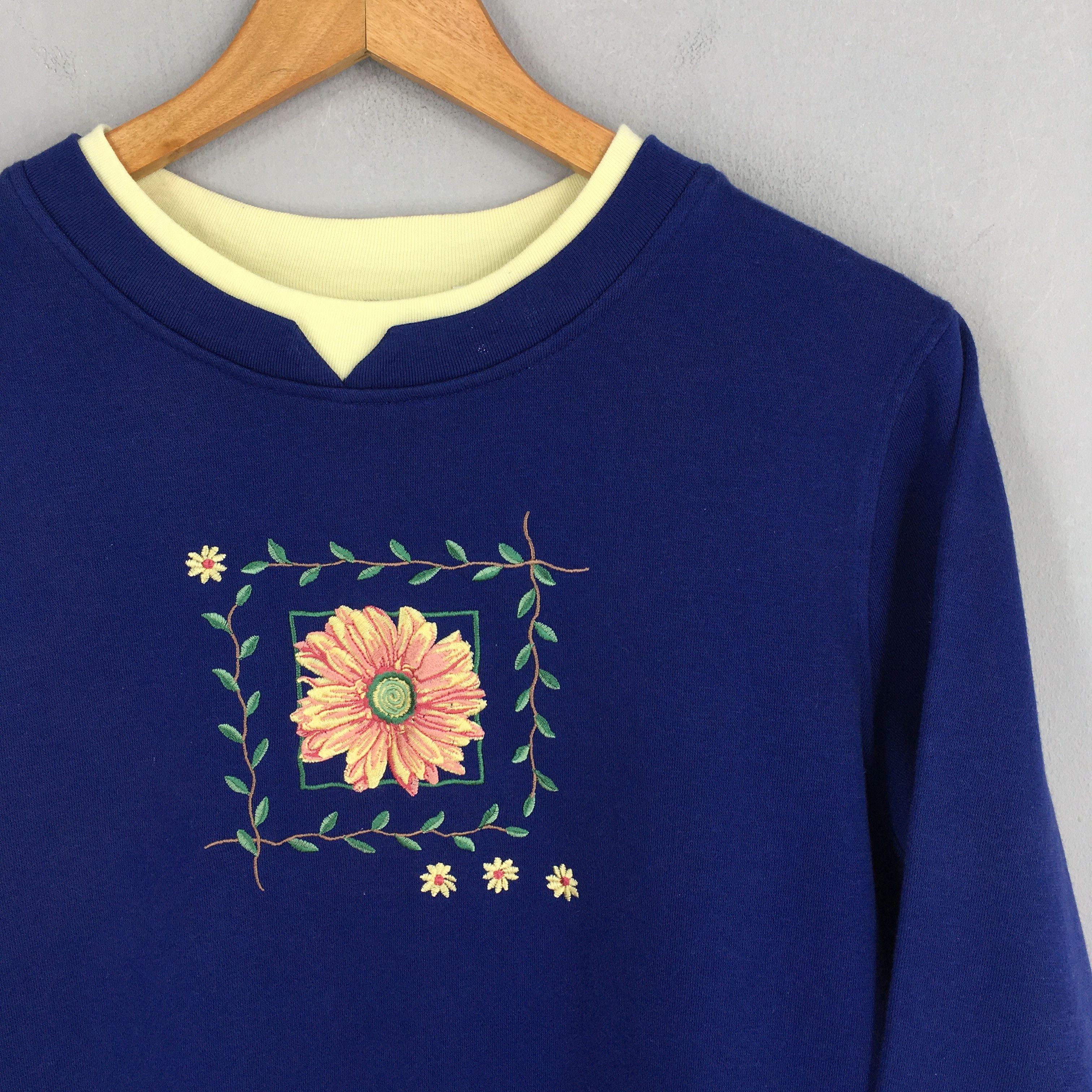 Vintage Vintage 90s Bouquet Flower Beautiful Sweatshirt Small Size US S / EU 44-46 / 1 - 2 Thumbnail