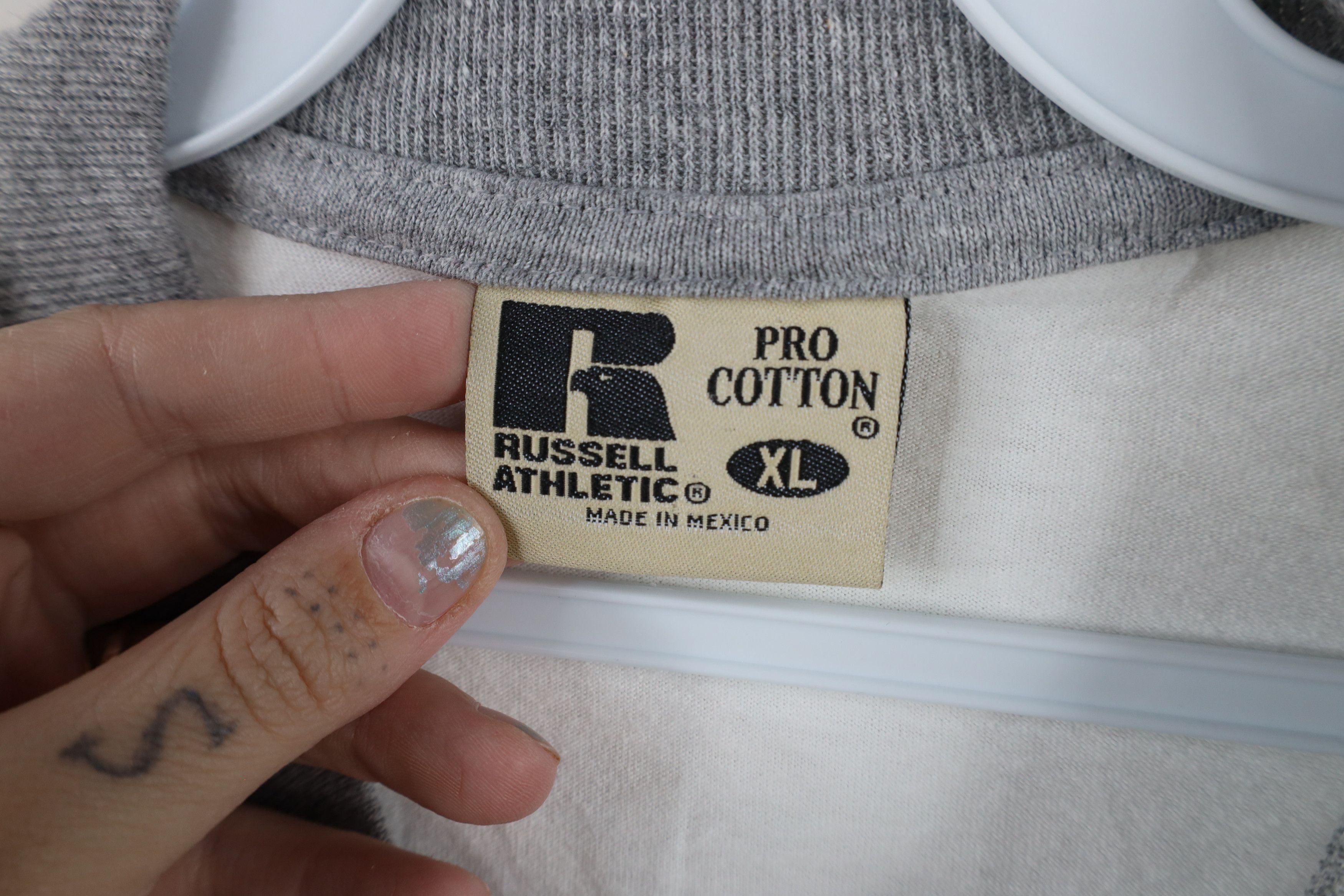 Russell Athletic × Vintage Vintage 90s Russell Athletic Block Short Sleeve T-Shirt Size US XL / EU 56 / 4 - 8 Thumbnail