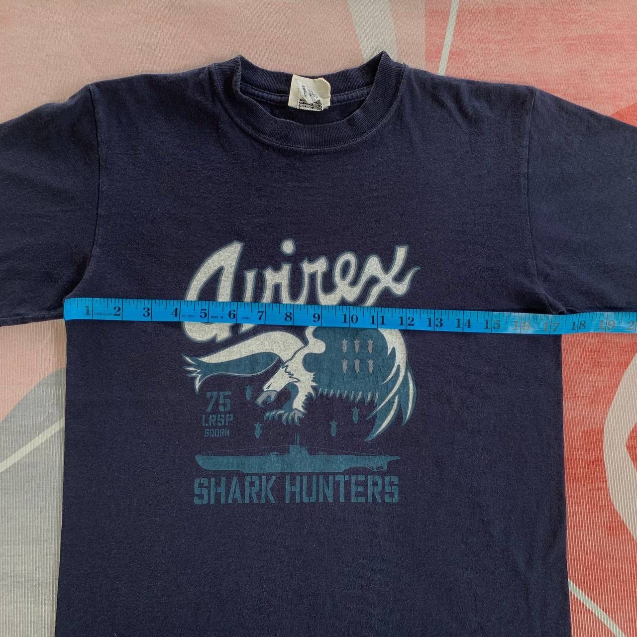 Avirex Rare Vintage Avirex Shark Hunters Tees Size US XS / EU 42 / 0 - 8 Thumbnail